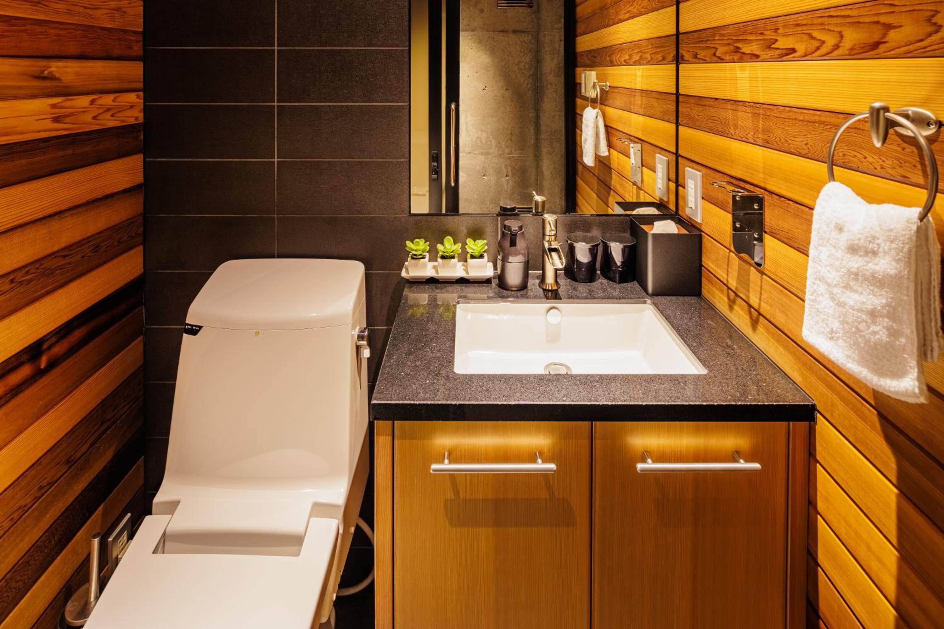 Phoenix Chalets by HHG