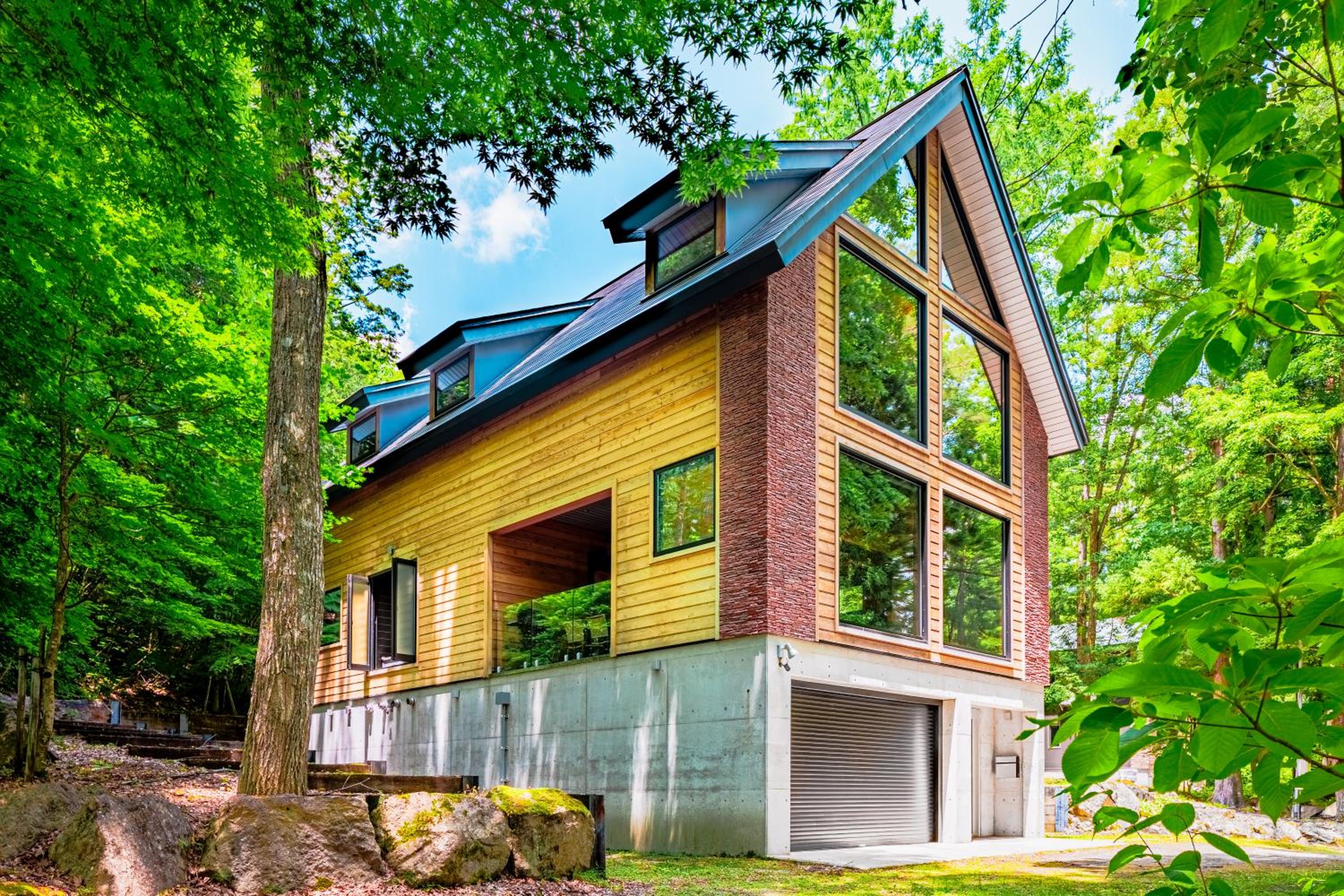 Phoenix Chalets by HHG