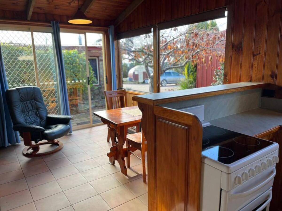 The Cottage - Tidelines of Bicheno
