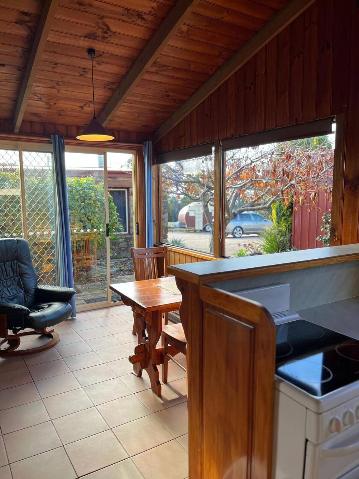 The Cottage - Tidelines of Bicheno