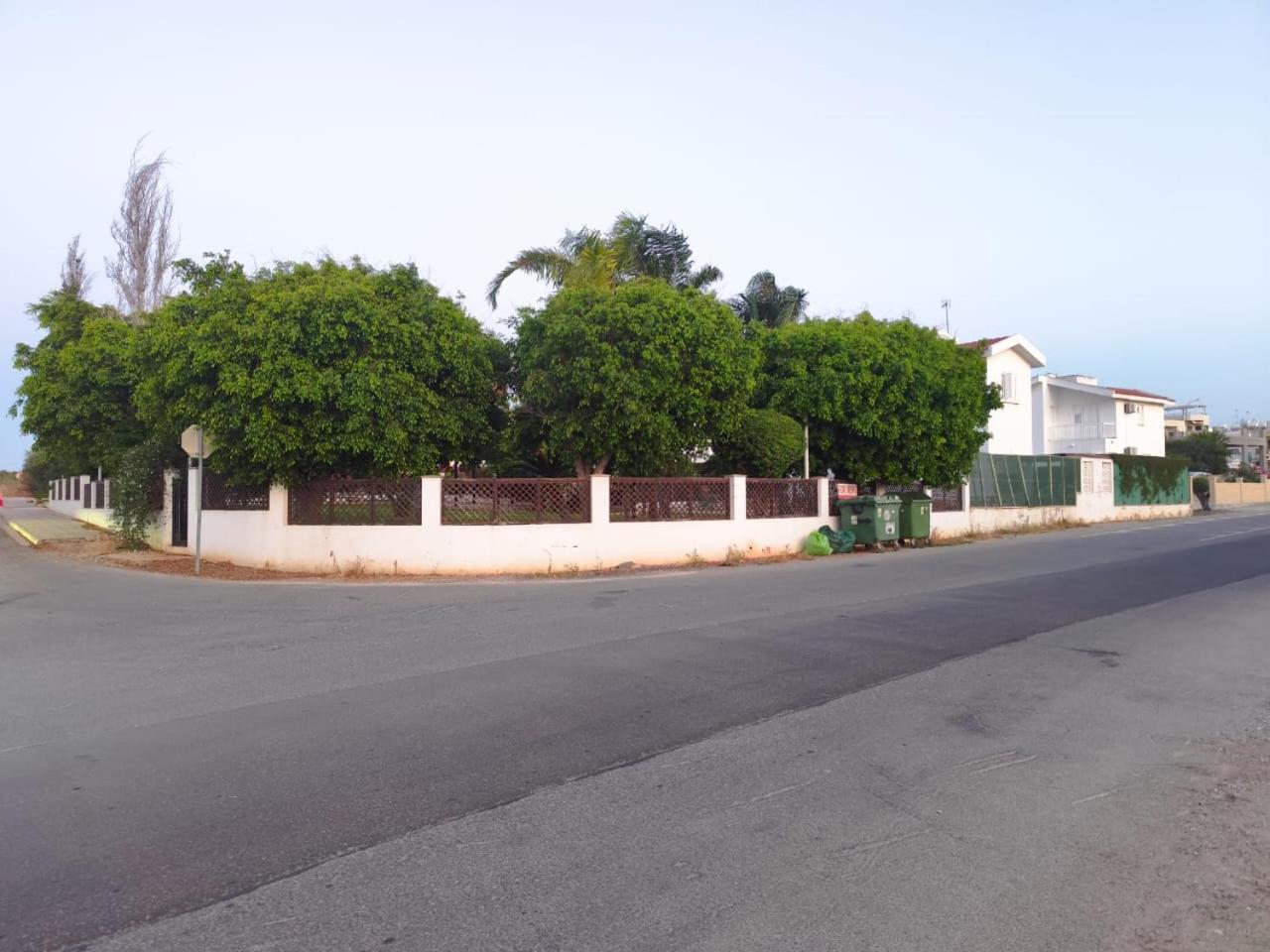 3-Bedroom House Near the Beach