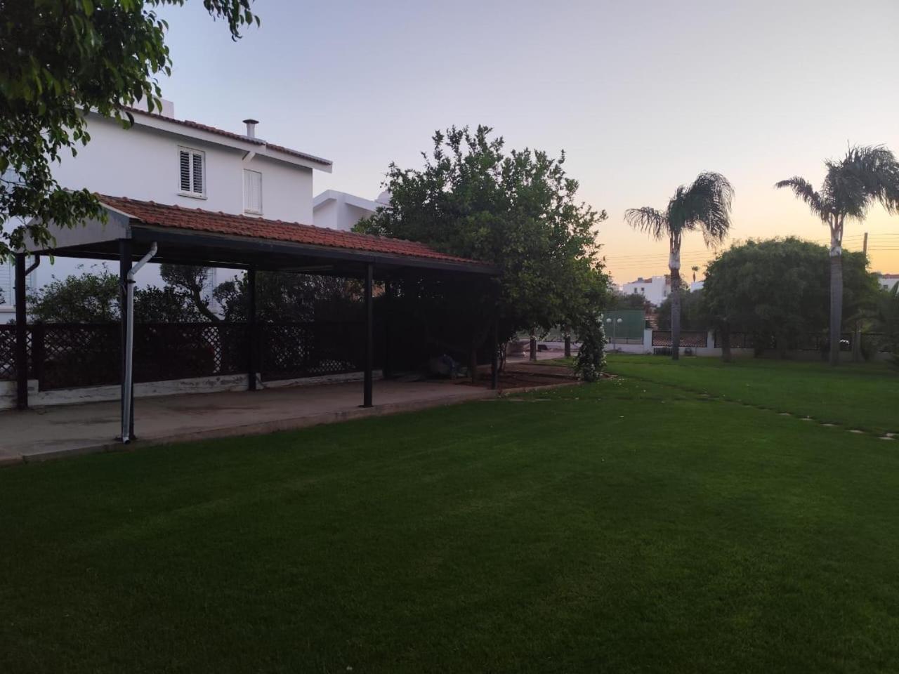 3-Bedroom House Near the Beach