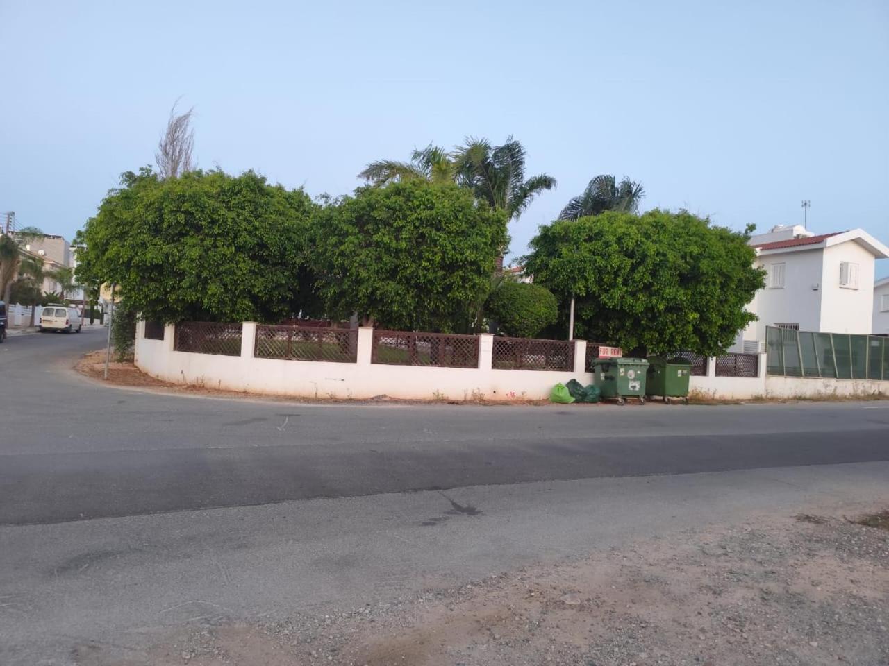 3-Bedroom House Near the Beach