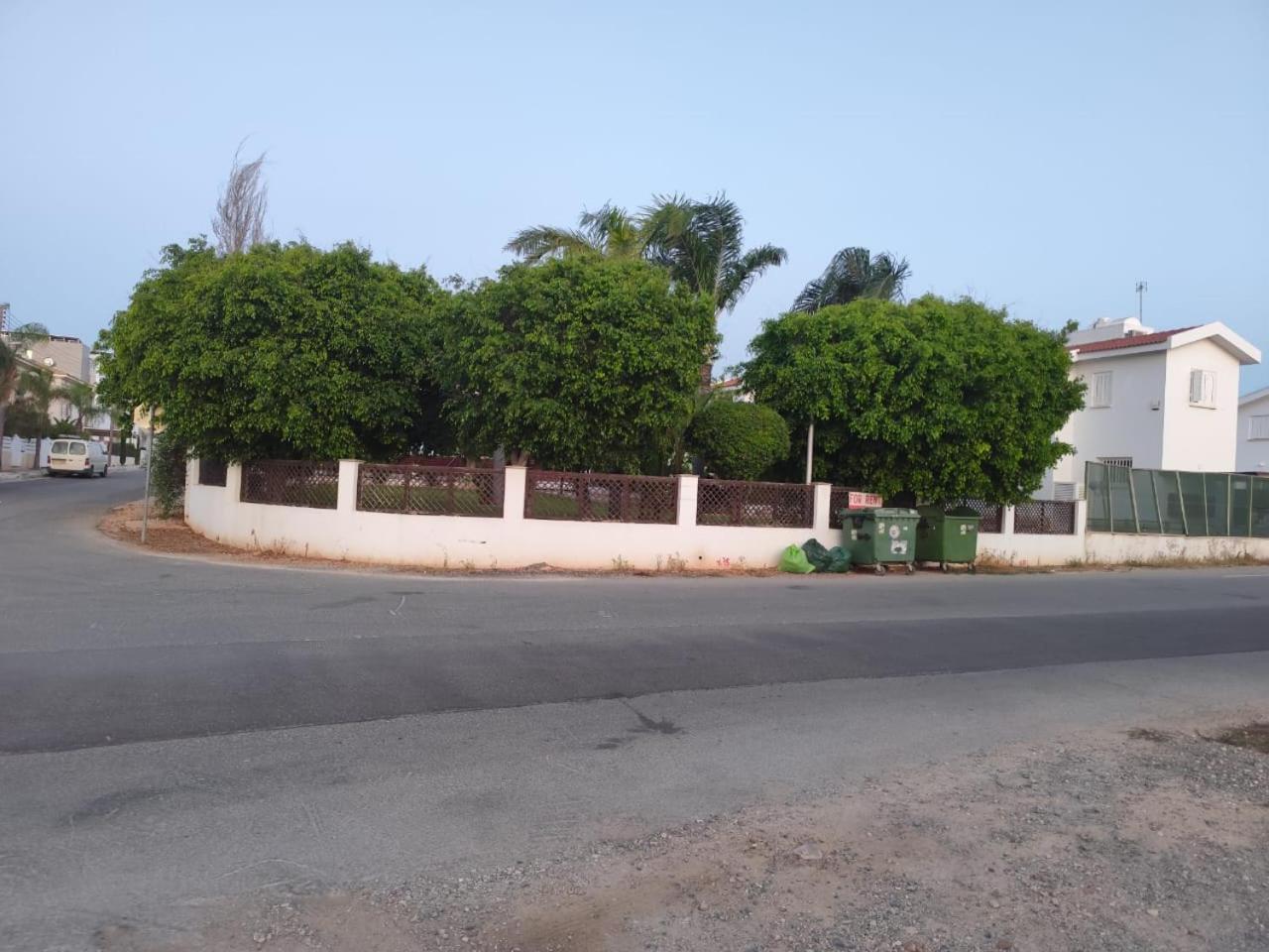 3-Bedroom House Near the Beach