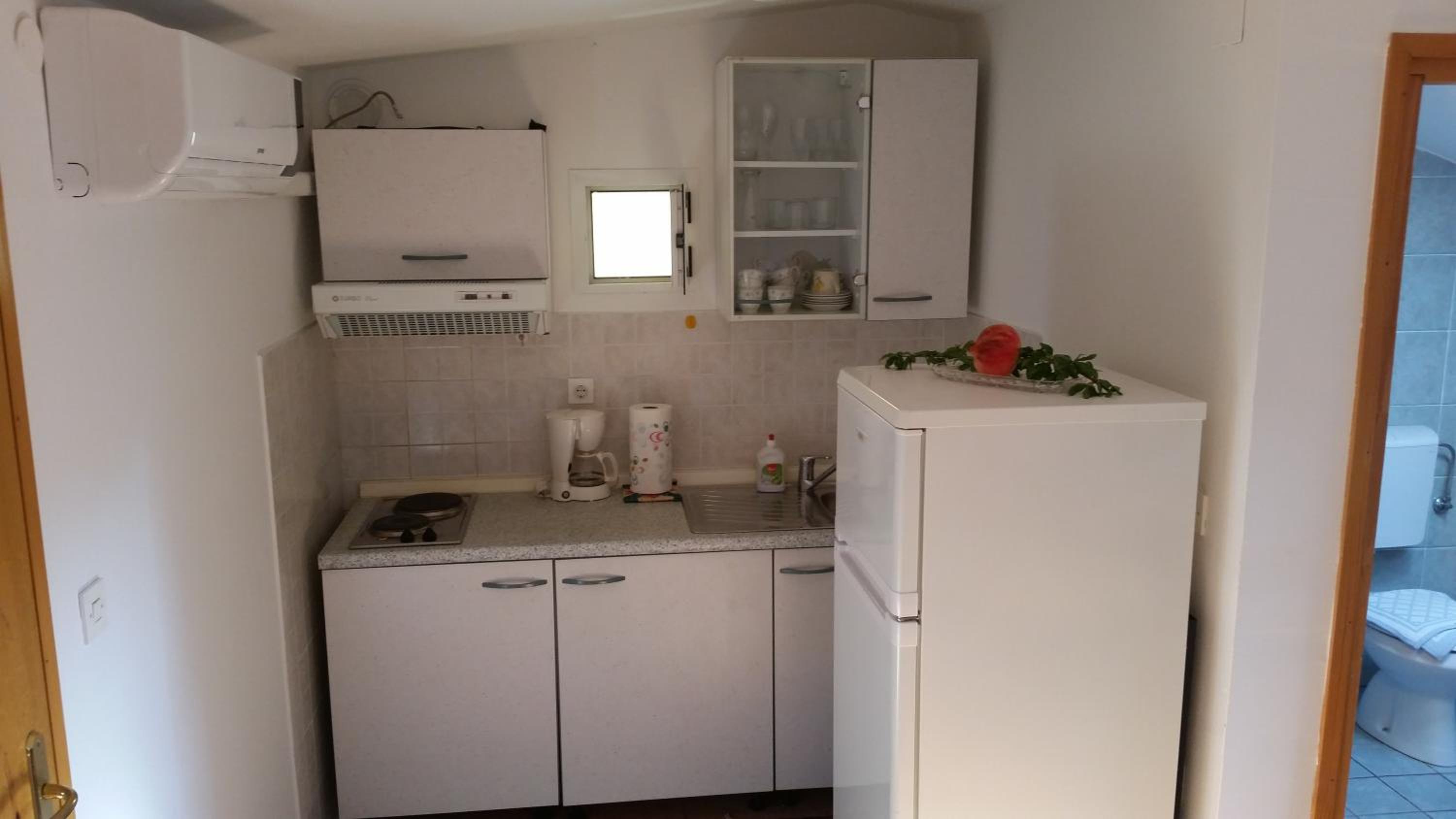 Photo 32