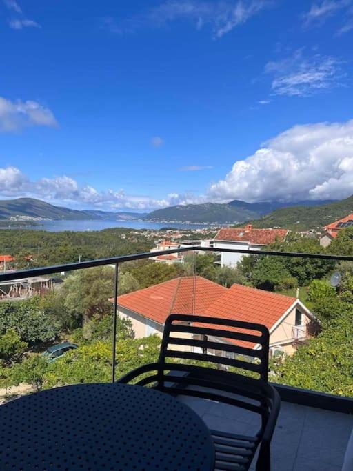 View Kavac Montenegro
