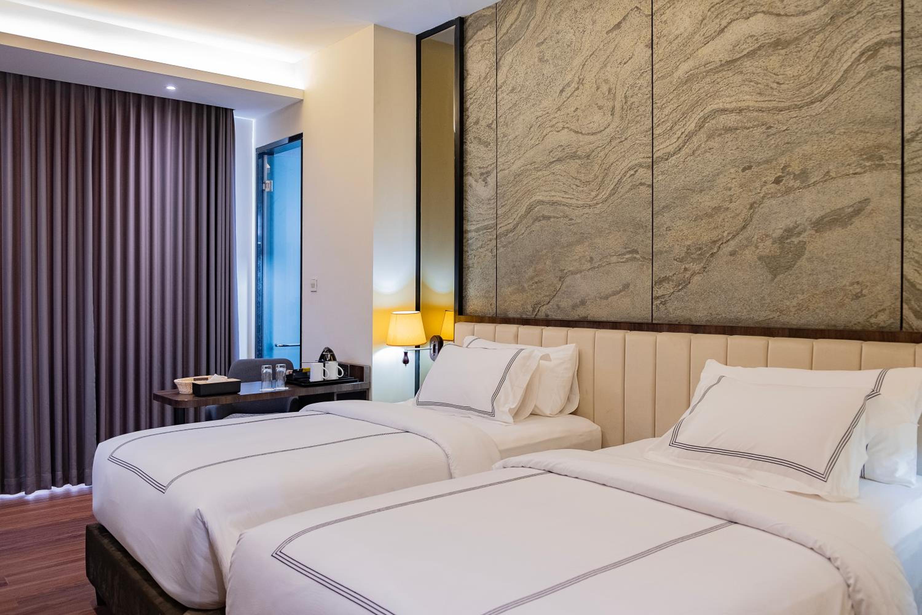 BEST WORLD KINDAI HOTEL