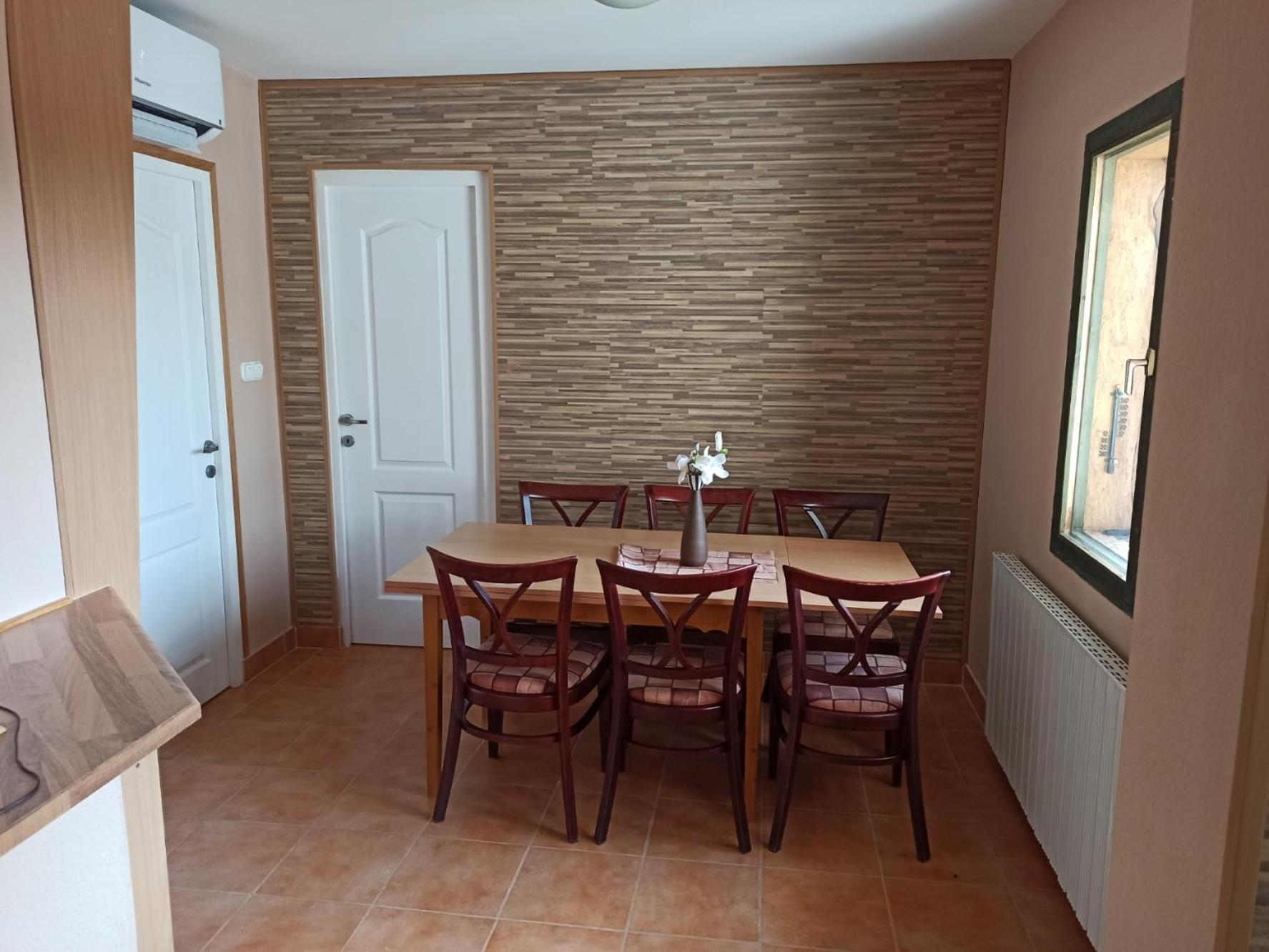 Pelso Holiday Apartments Bambusz view 5