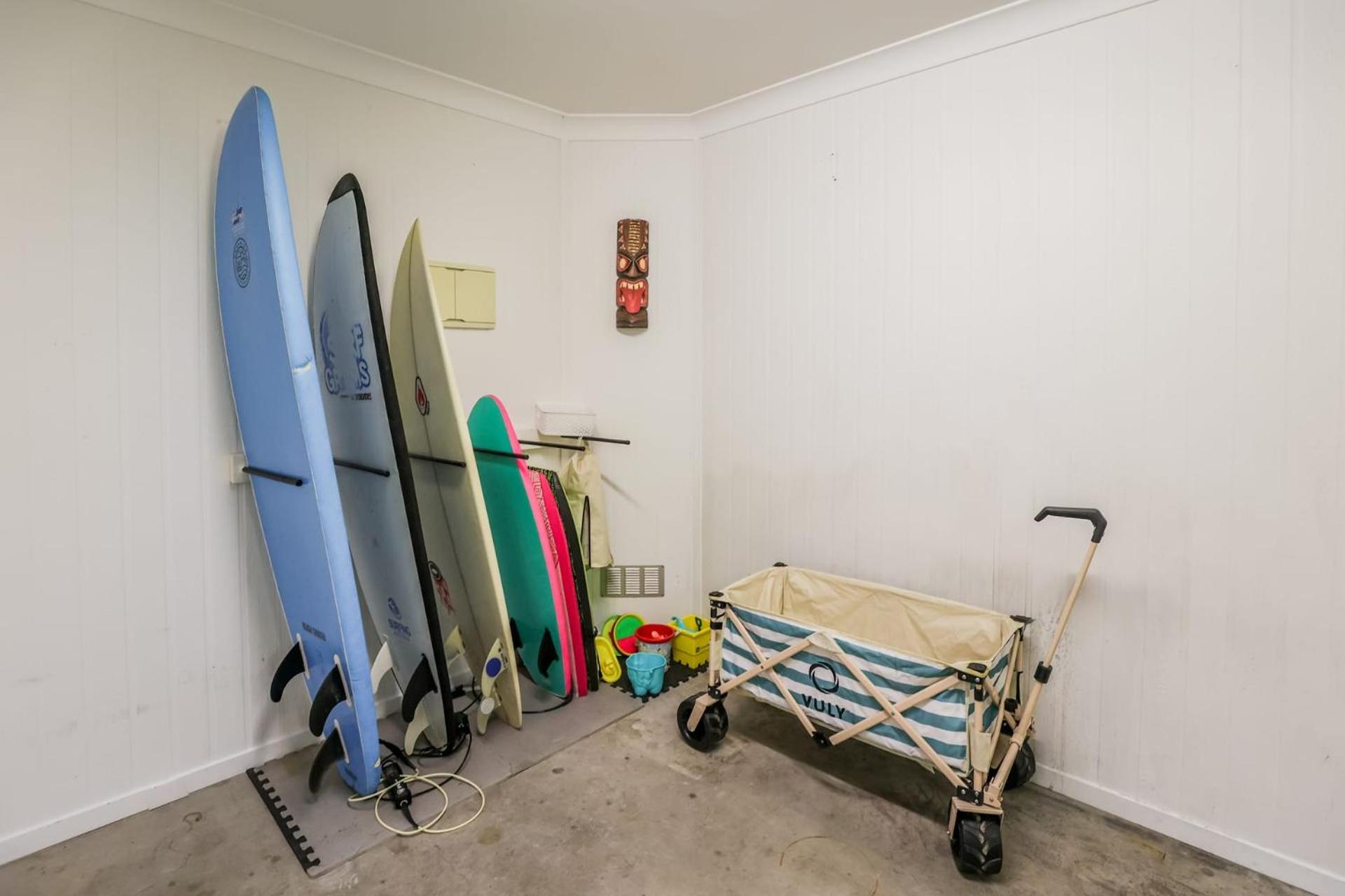 Swell Life - Spacious 3-Bedroom Retreat in Central Agnes Water