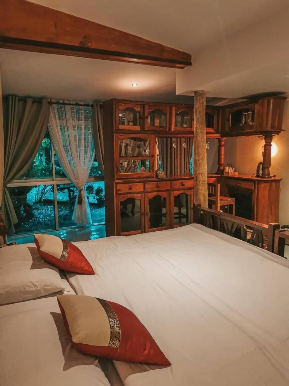 The Antique Riverside Resort