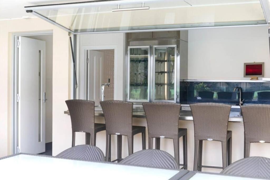 Tanunda House - Luxury 5 BR in Barossa Wine Region