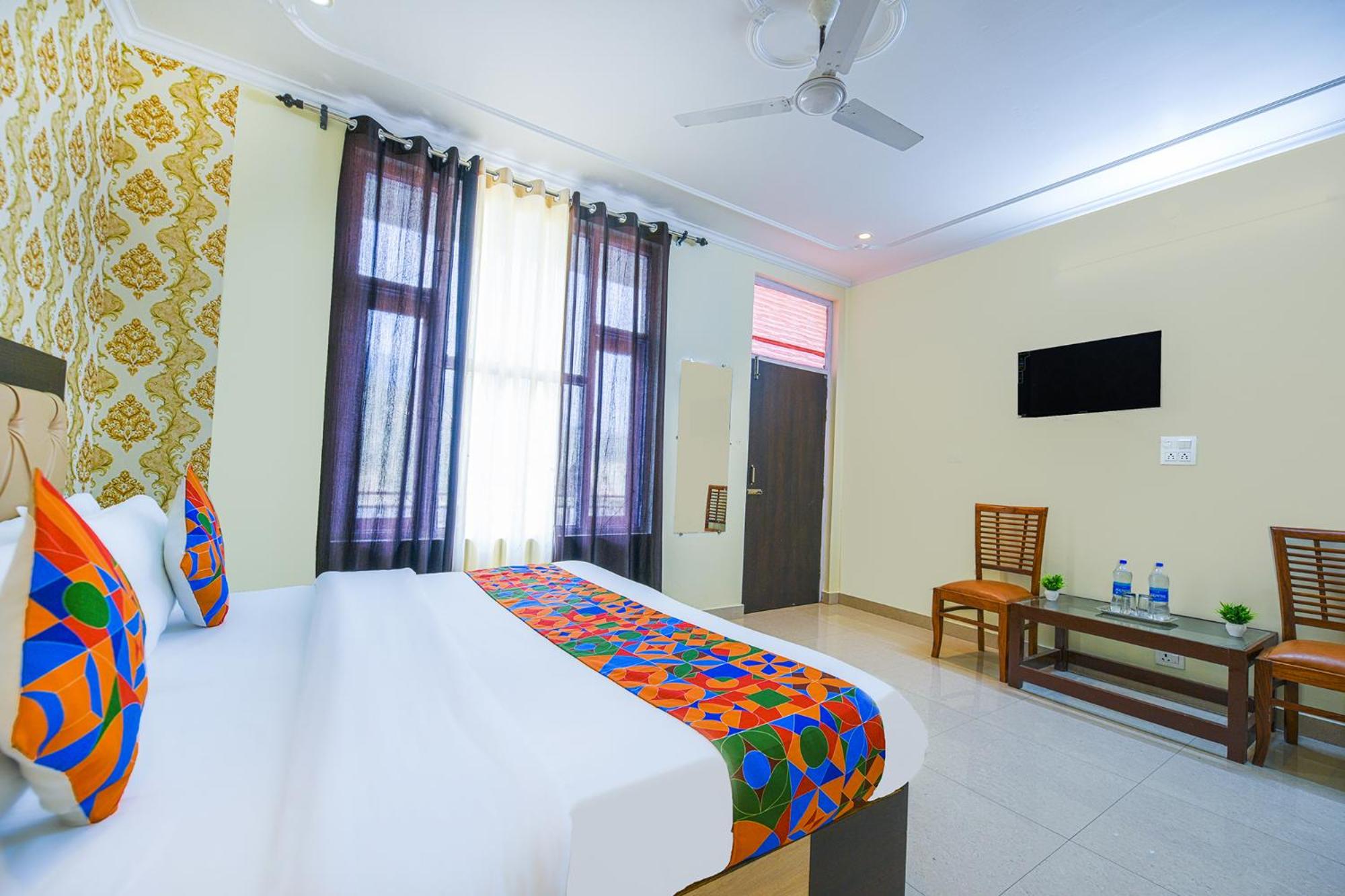 FabHotel Shane Villa Residency
