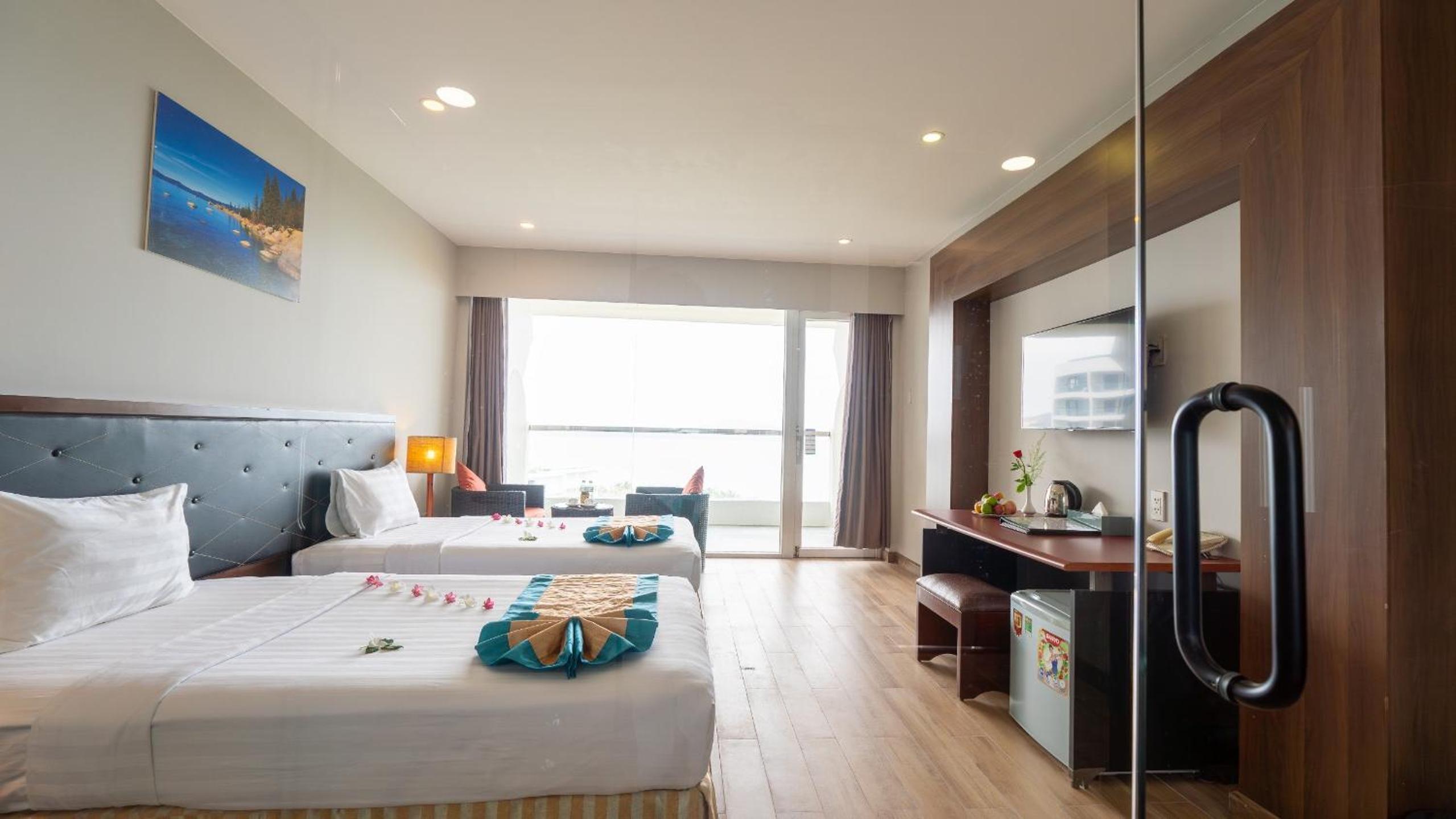 Sandunes Beach Resort & Spa