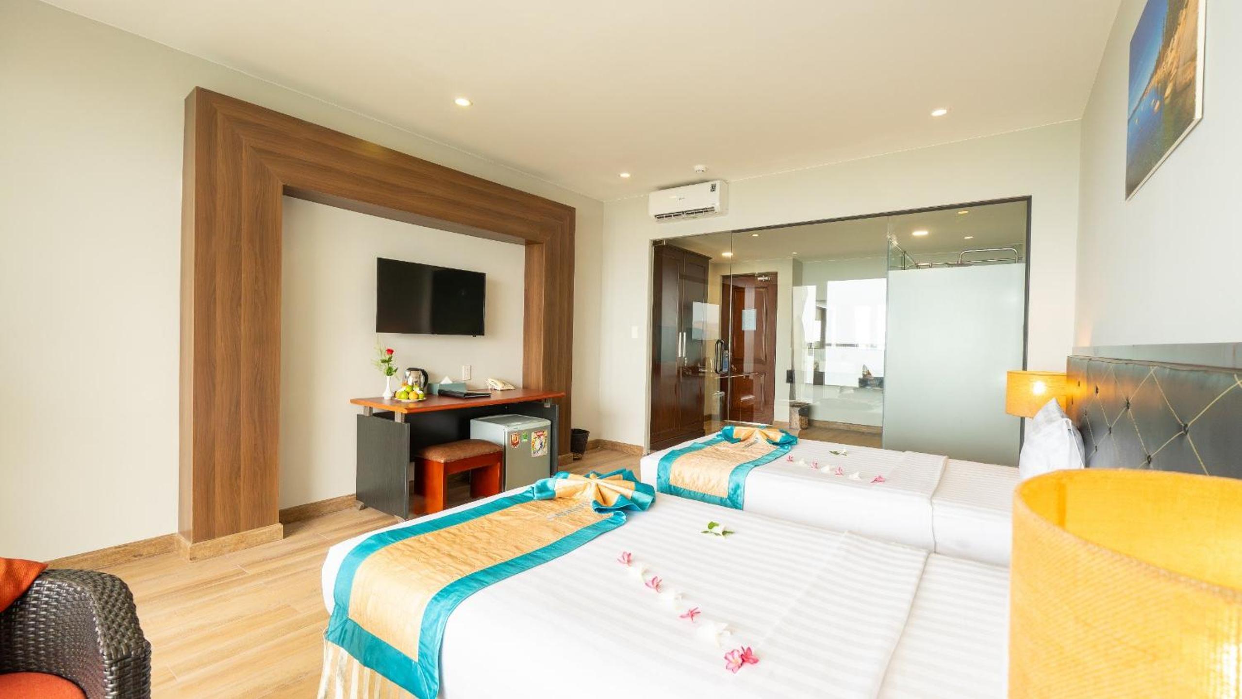 Sandunes Beach Resort & Spa