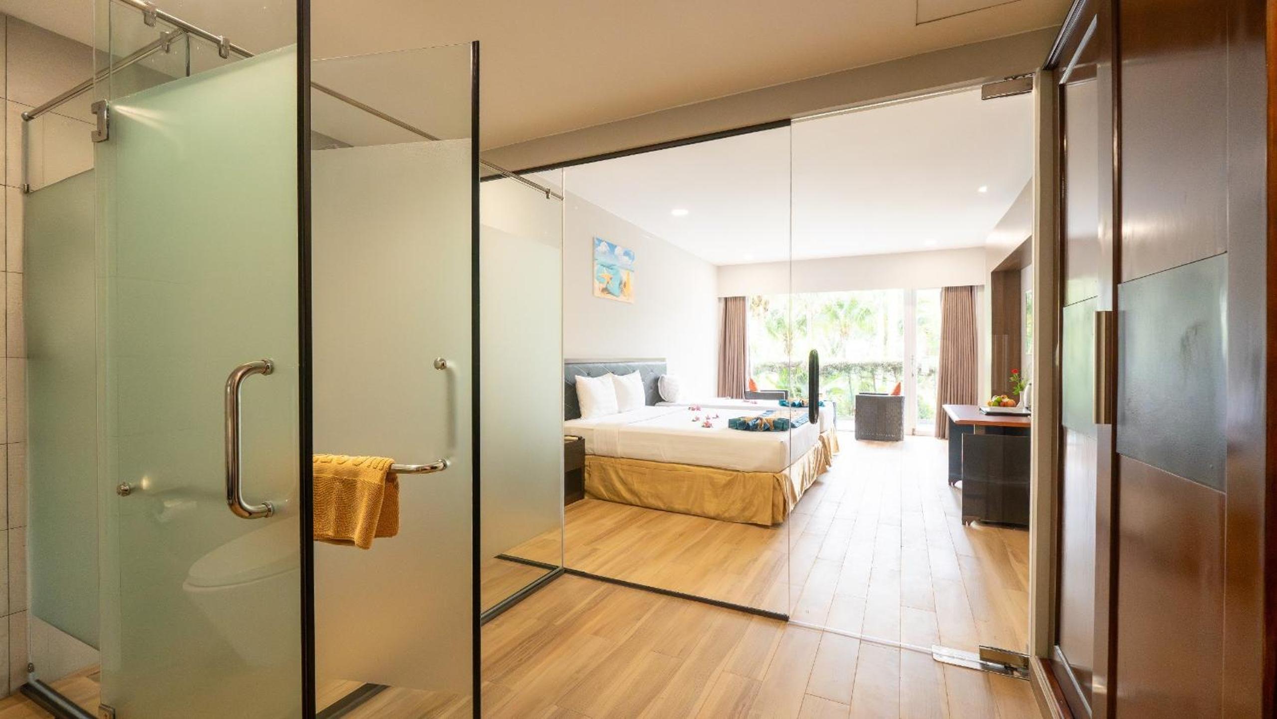 Sandunes Beach Resort & Spa