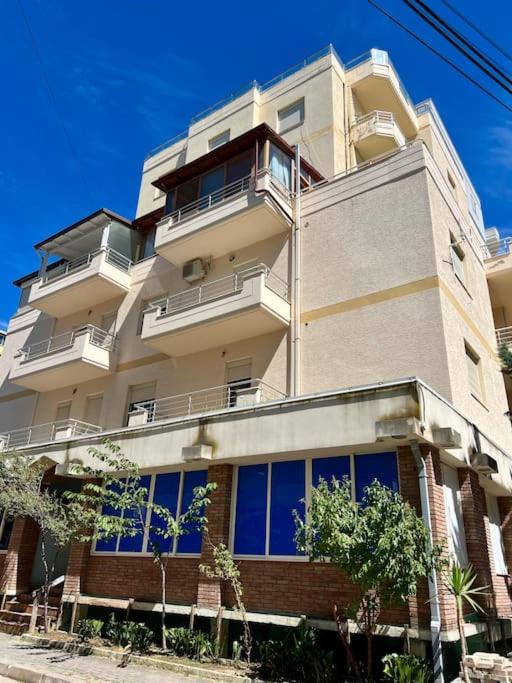 SeaSide 2BR Apartment