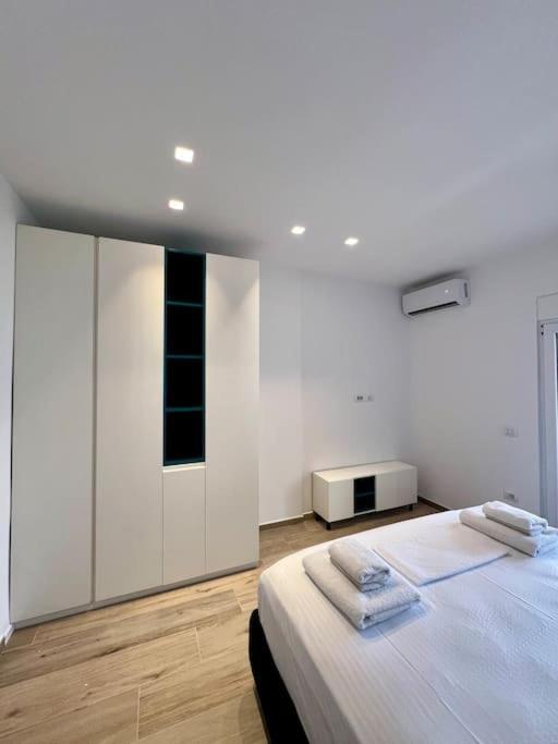 SeaSide 2BR Apartment