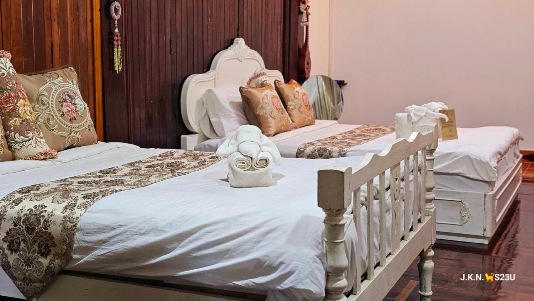 The Antique Riverside Resort