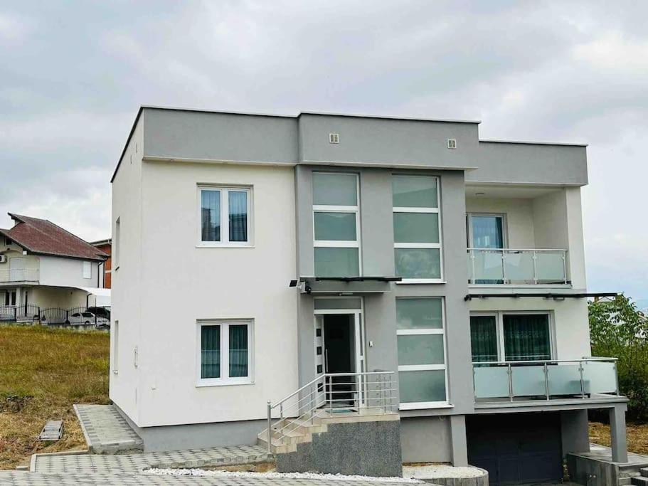 komplettes Haus mit moderner Ausstattung in ruhiger Lage, photo 9
