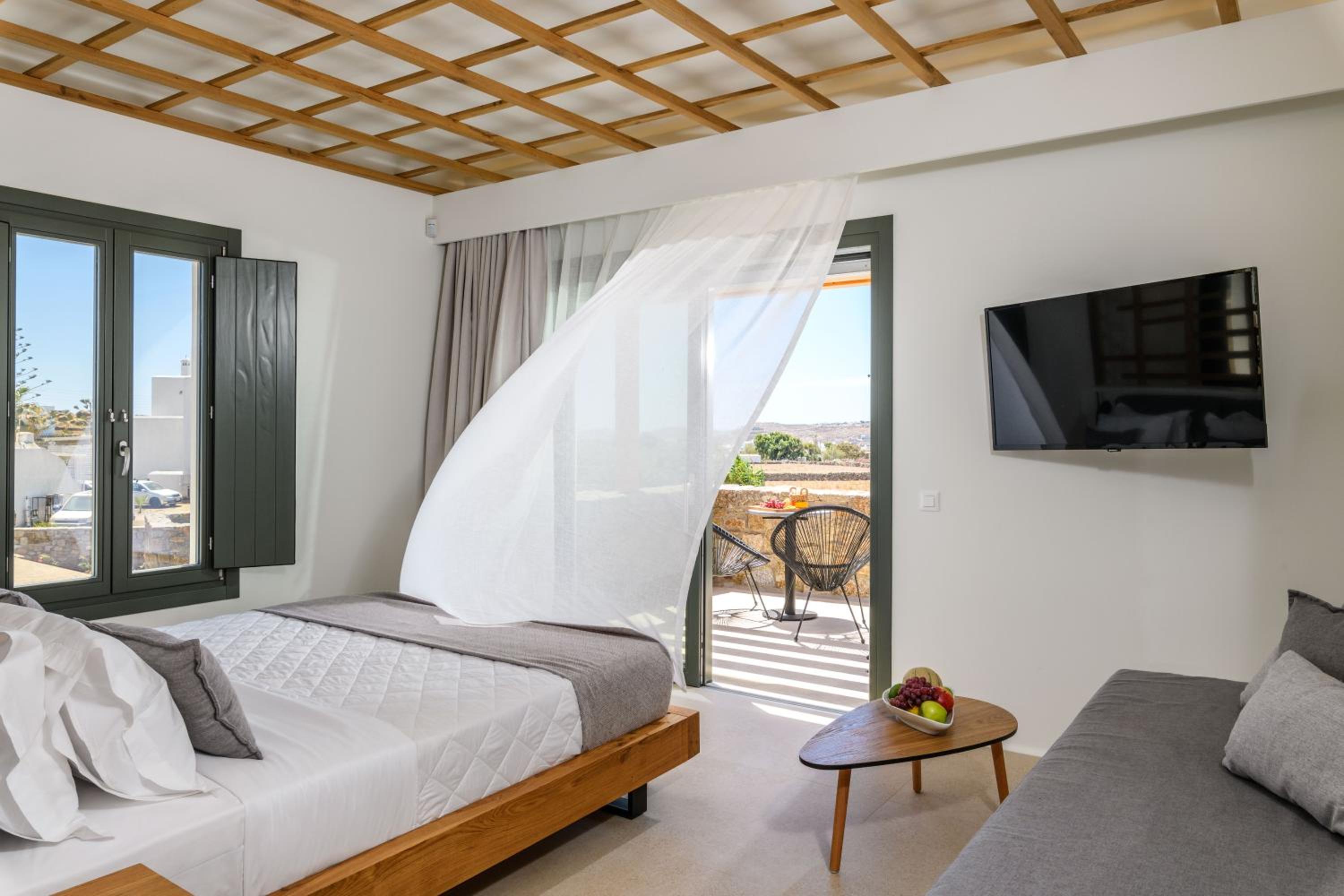 Regency Sunset Suites