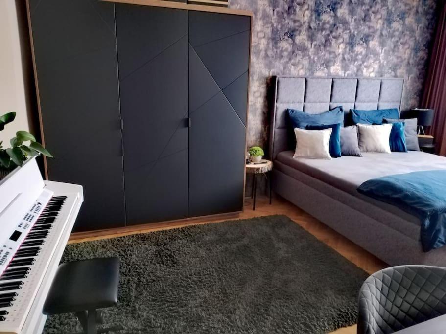 Nice HOME