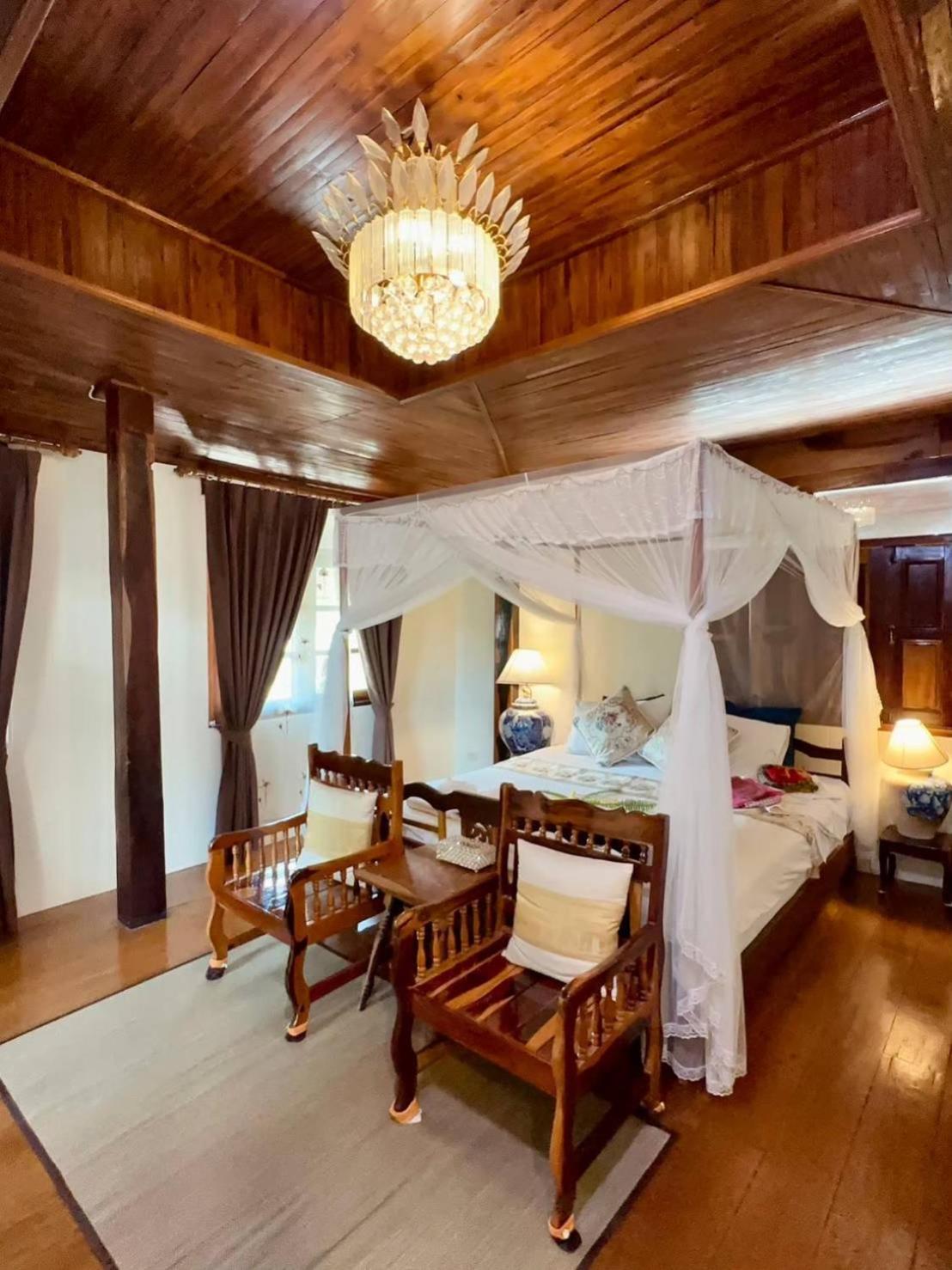 The Antique Riverside Resort