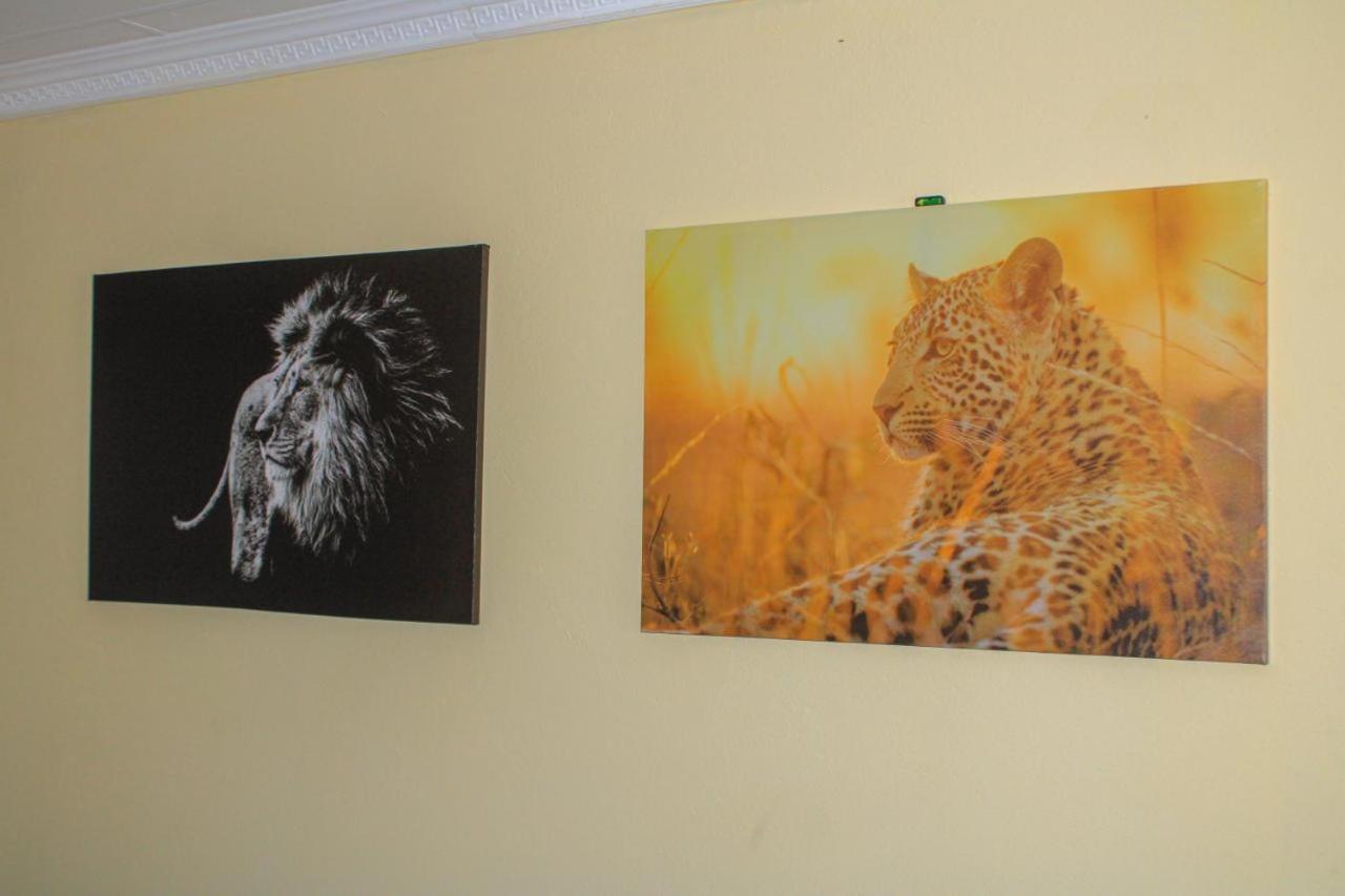 Vuyani Guest Lodge