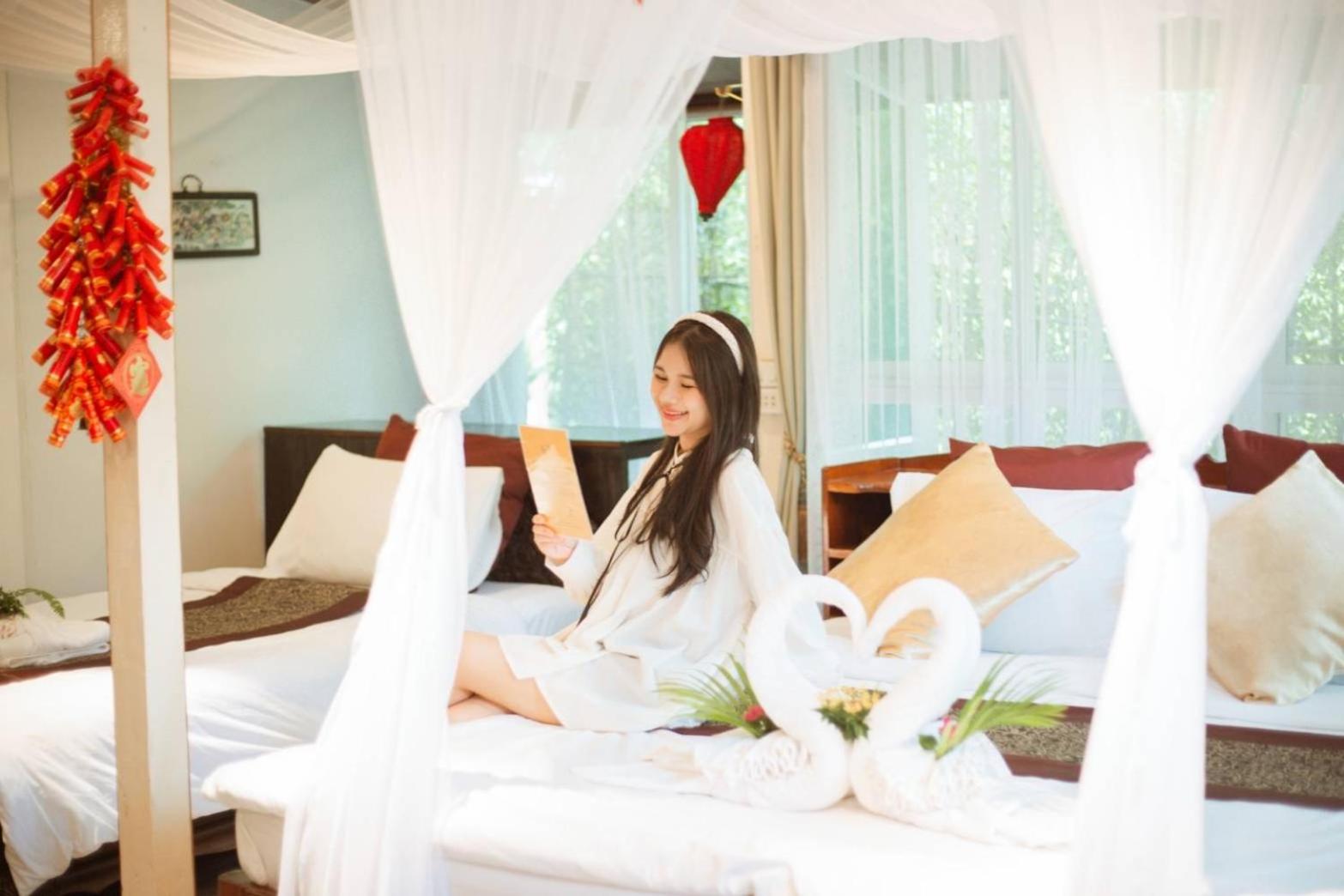 The Antique Riverside Resort