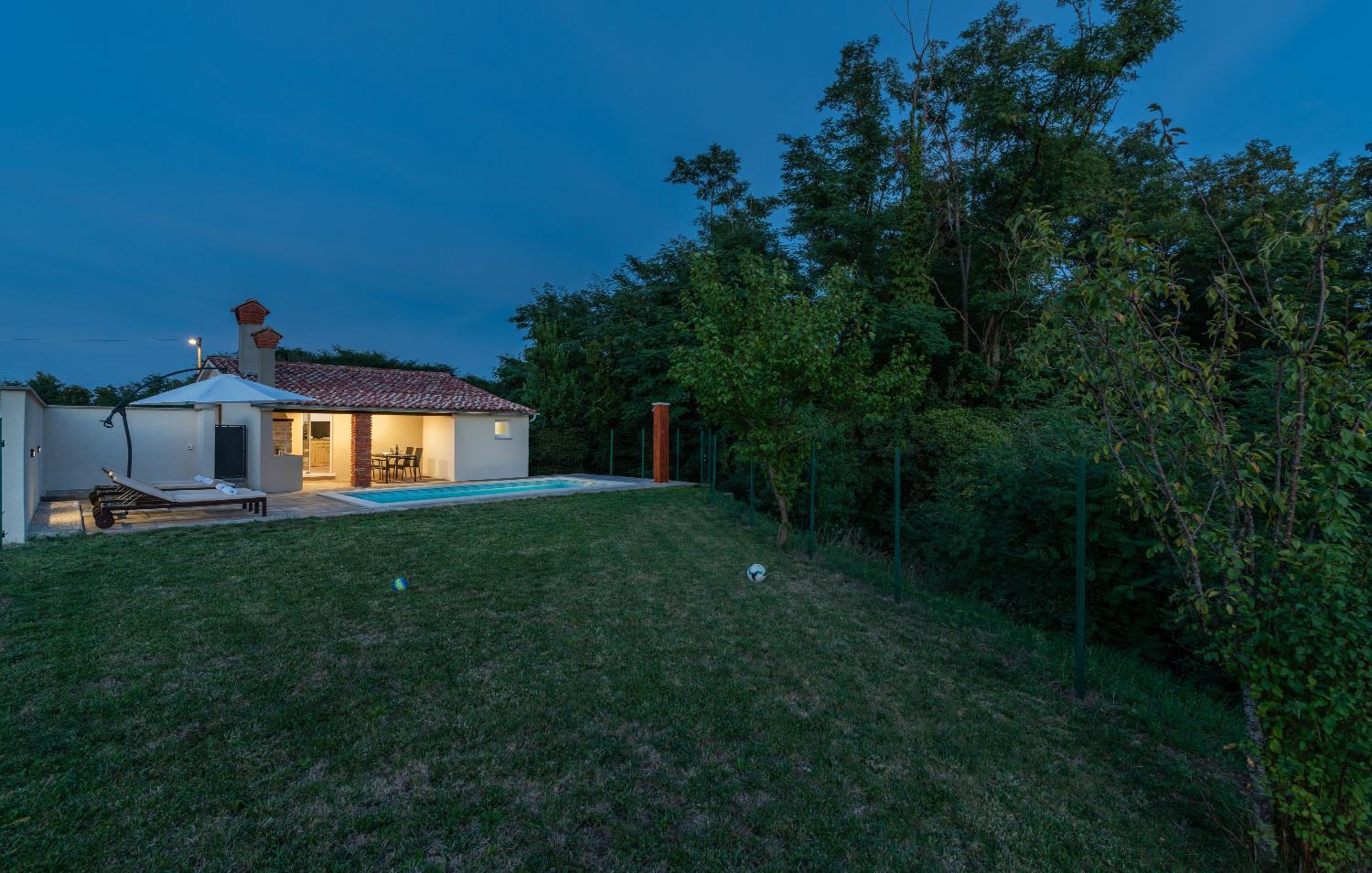 House Matea view 3