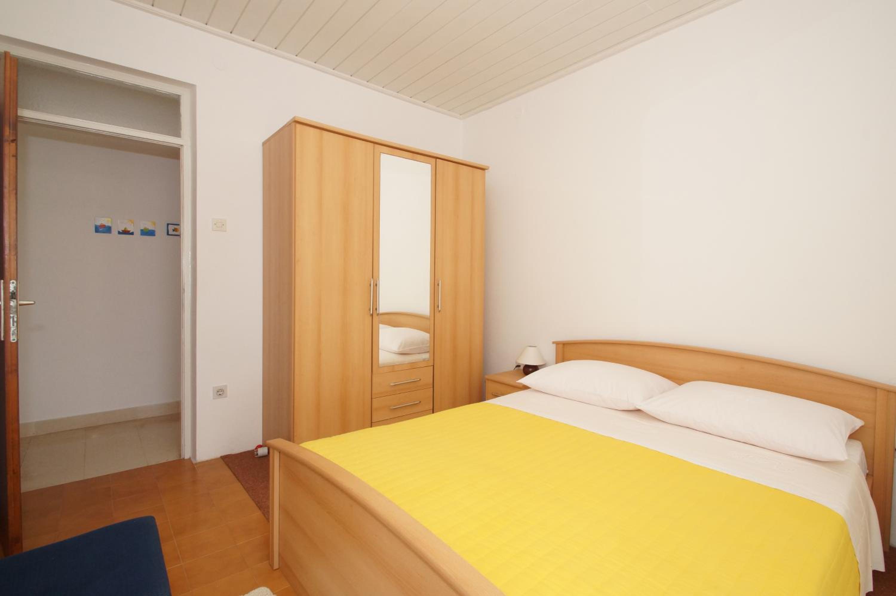 Apartments Bisko
