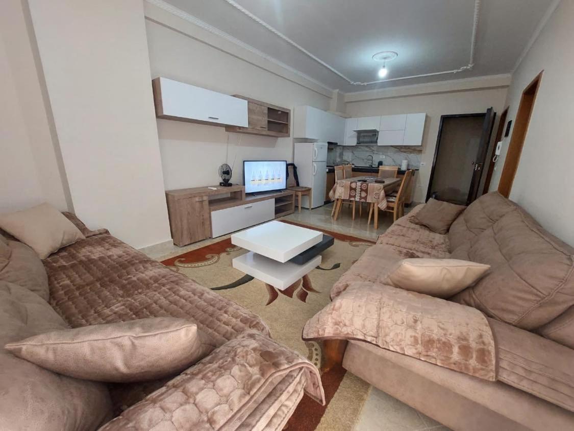 Apartment for holiday in Valona