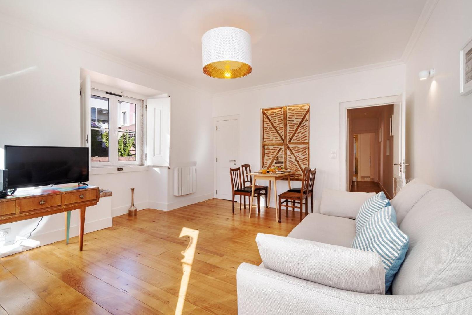 GuestReady - Sunny Chic in Santos view 2