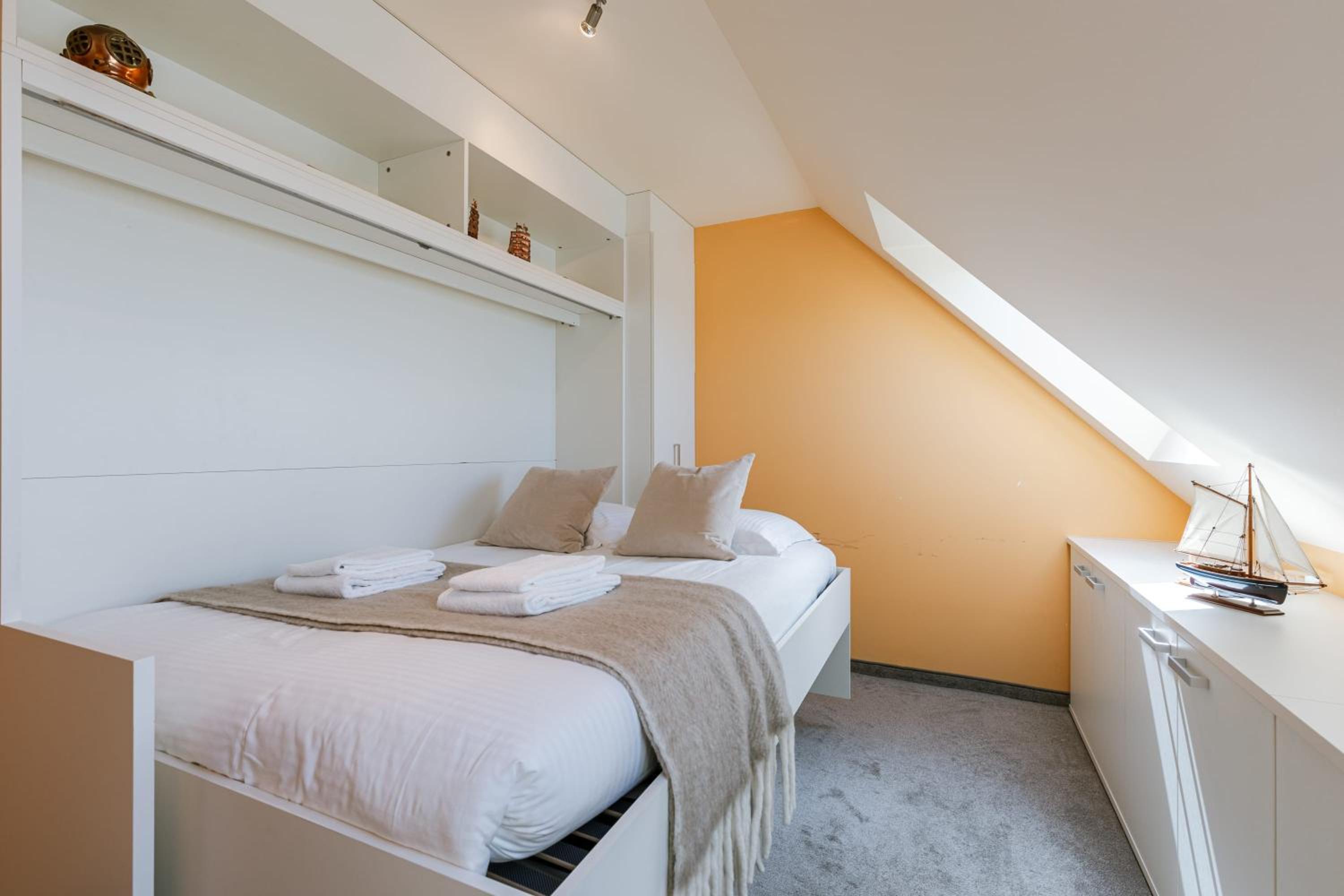 Casiola - Cozy seaside apartment with sunny terrace