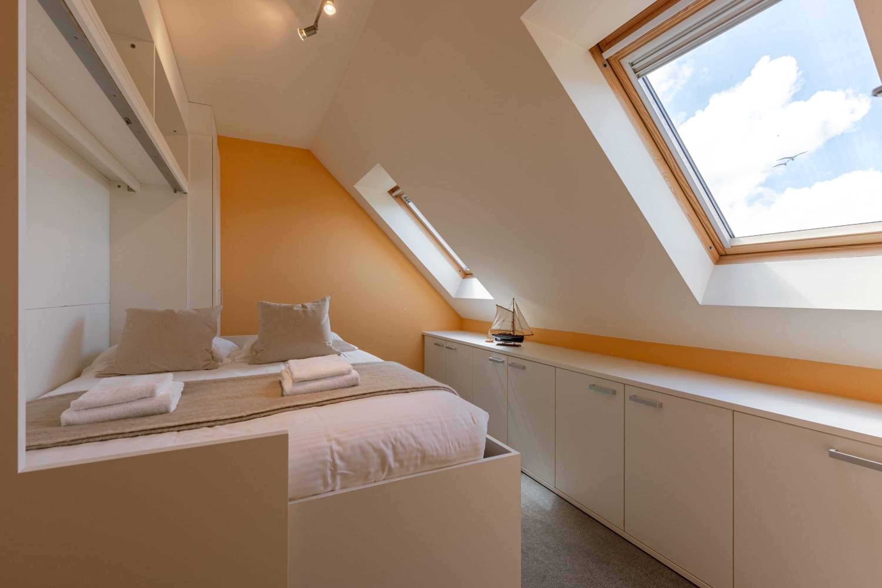 Casiola - Cozy seaside apartment with sunny terrace
