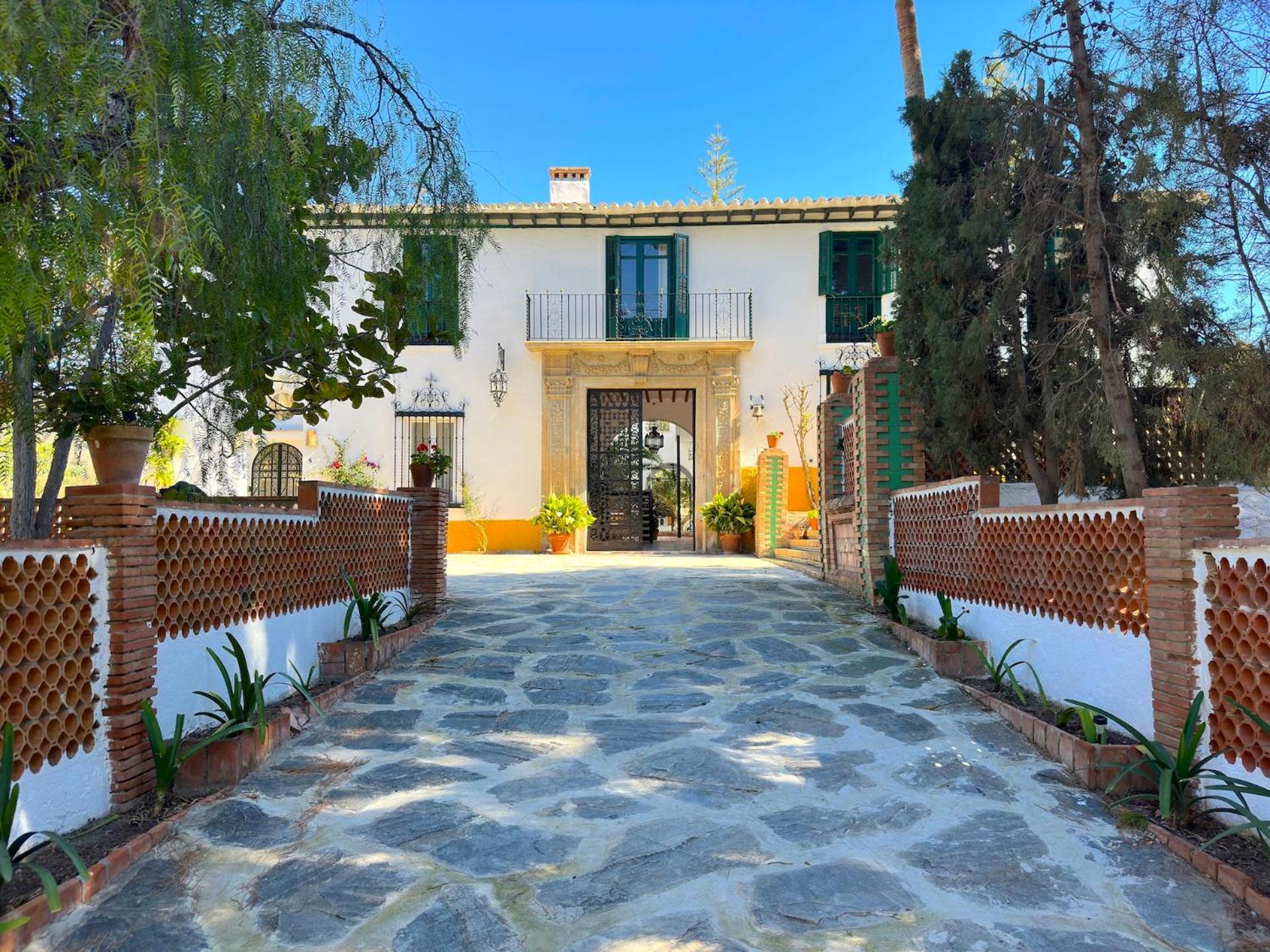 Hacienda Clavero Eight Sea View Apartment