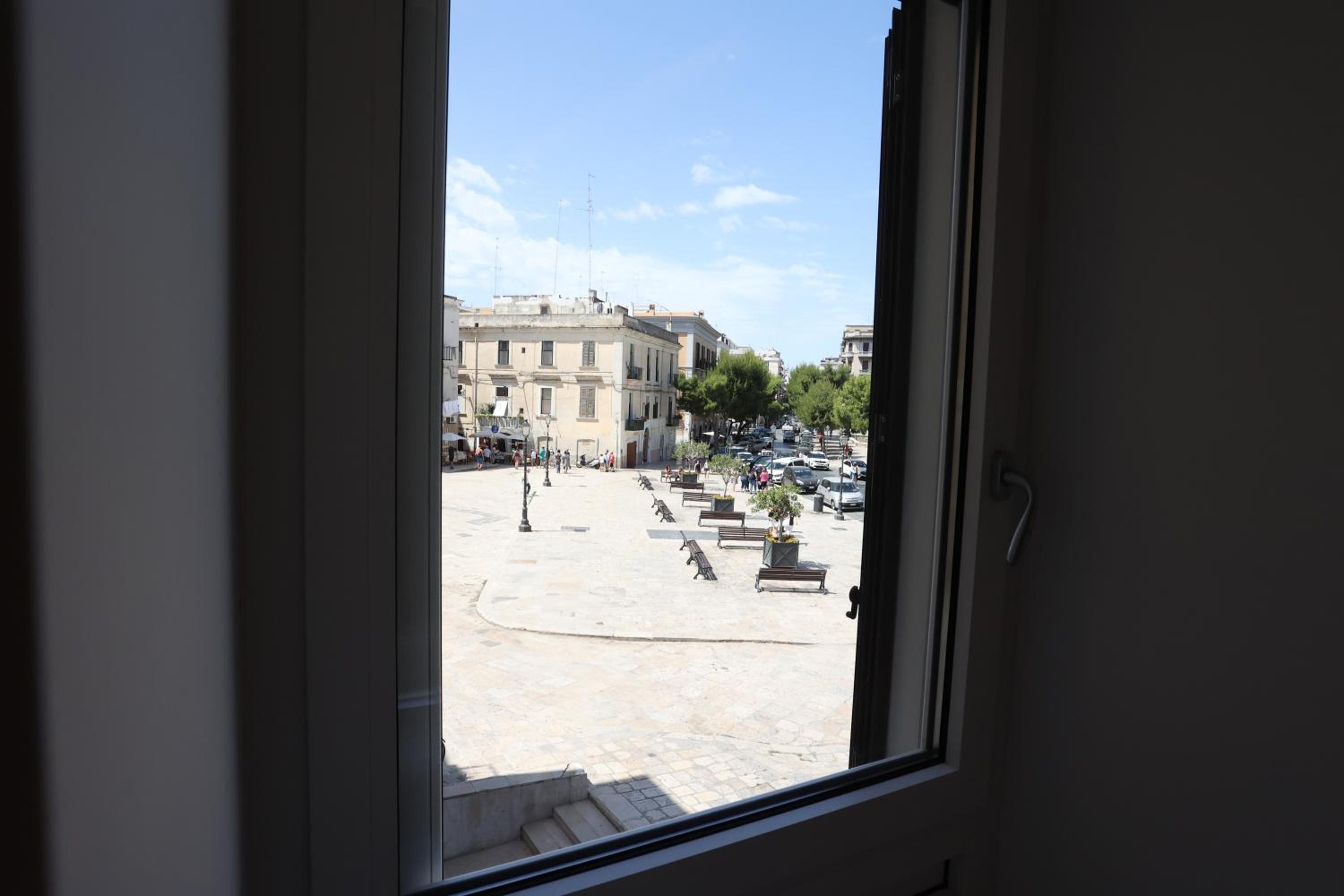 Casa Almika Castello Svevo Apartment view 3