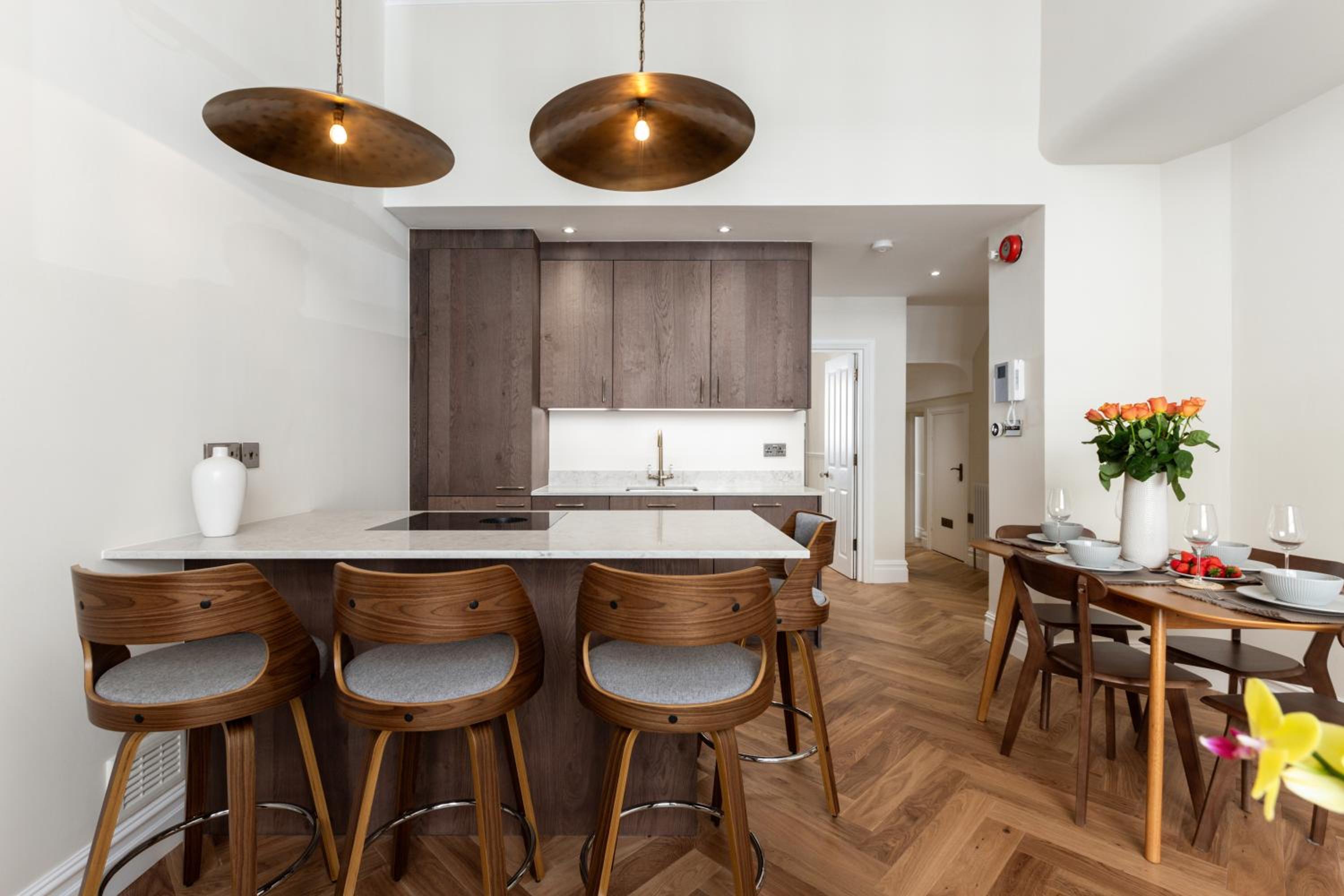 Idyllic 2Bed 2Bath Apartment