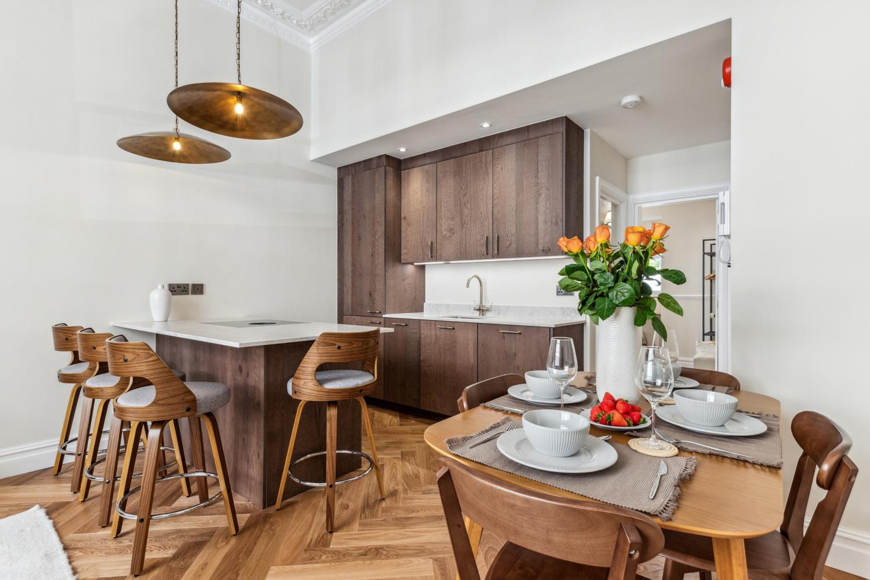 Idyllic 2Bed 2Bath Apartment