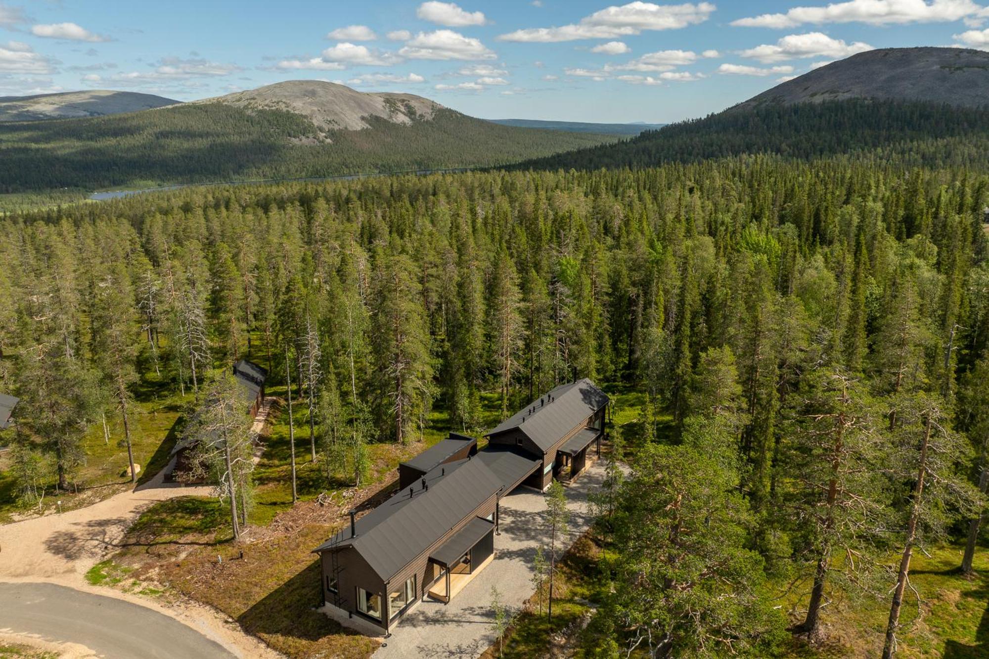 Villa Kuusi by HiYlläs