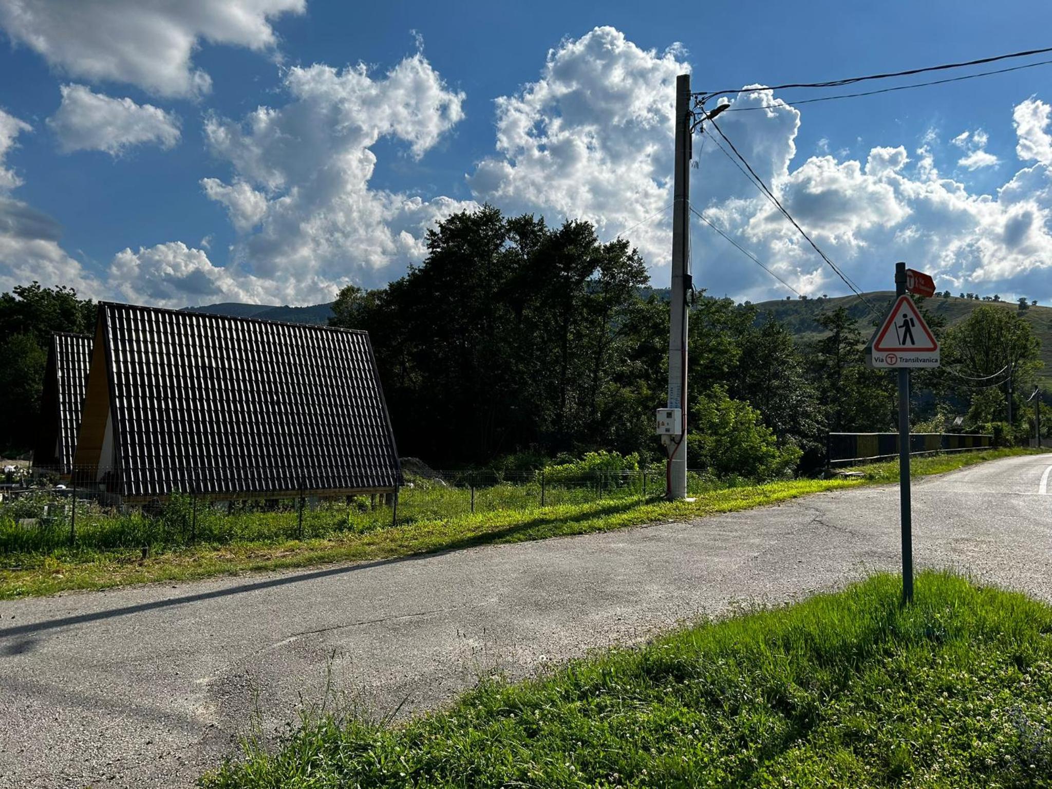 Casuțele de la răscruce view 5