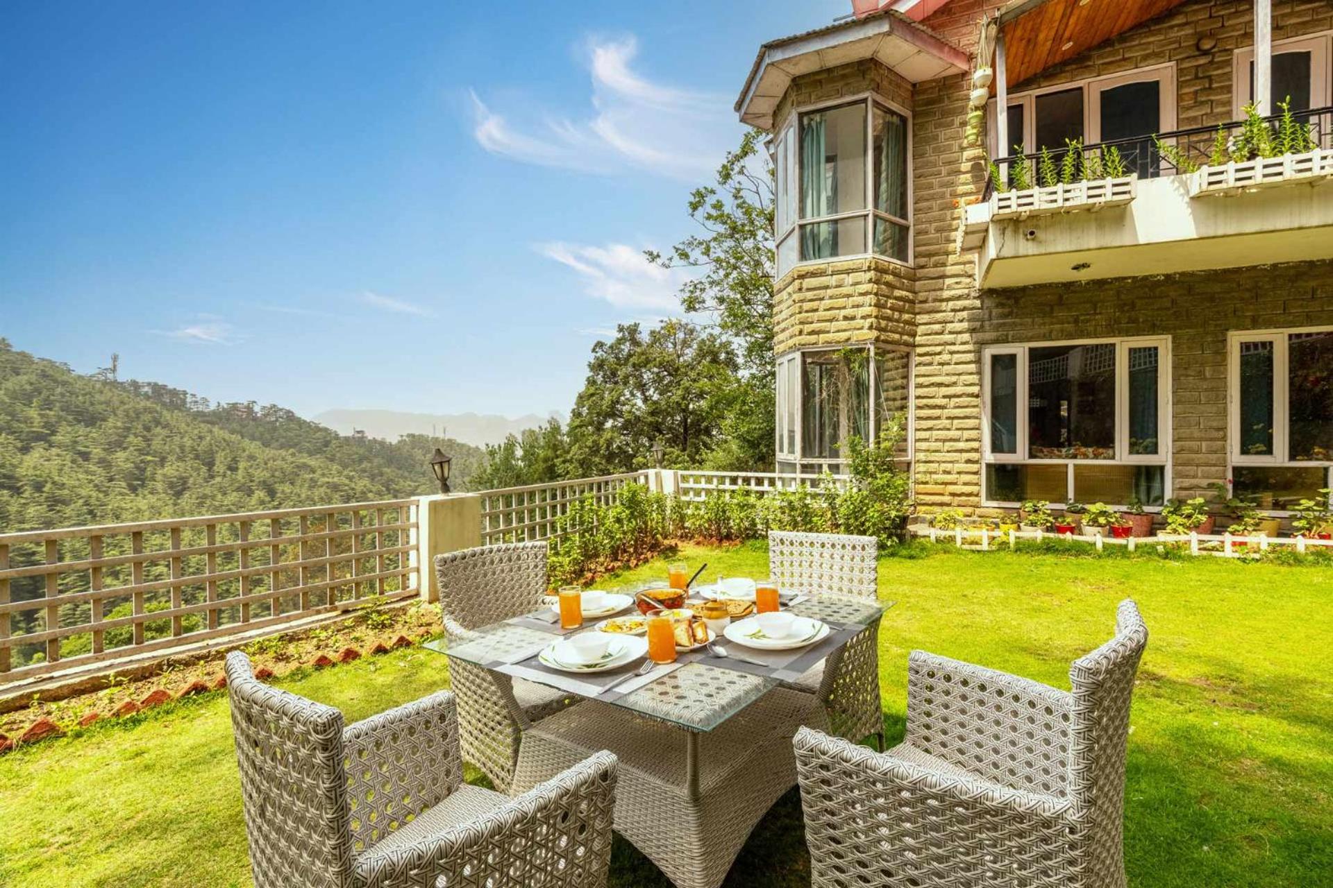 Simla Manor by VEO - Part of StayVista view 3
