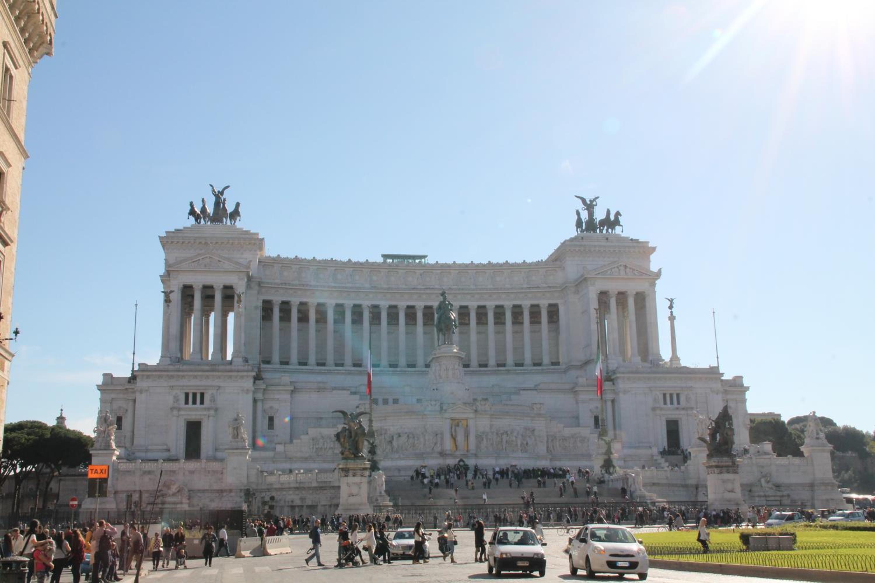Domus Farnese