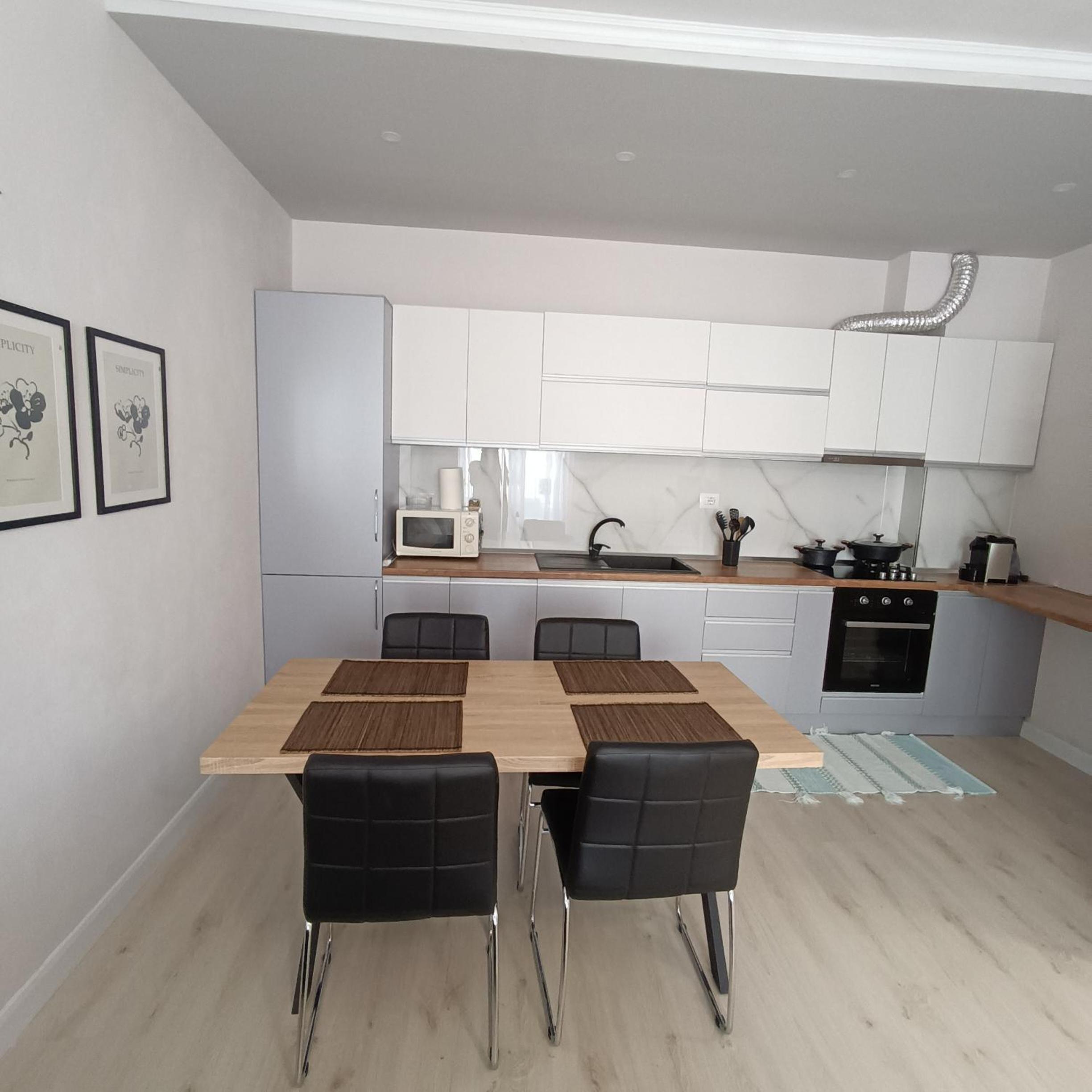 Central Seaview Terrace photo 2