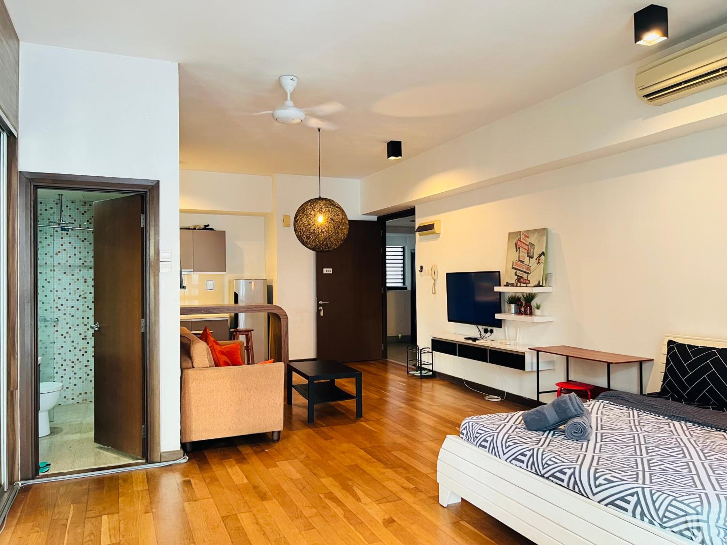 Spritz Empire Regalia Suites & Residence