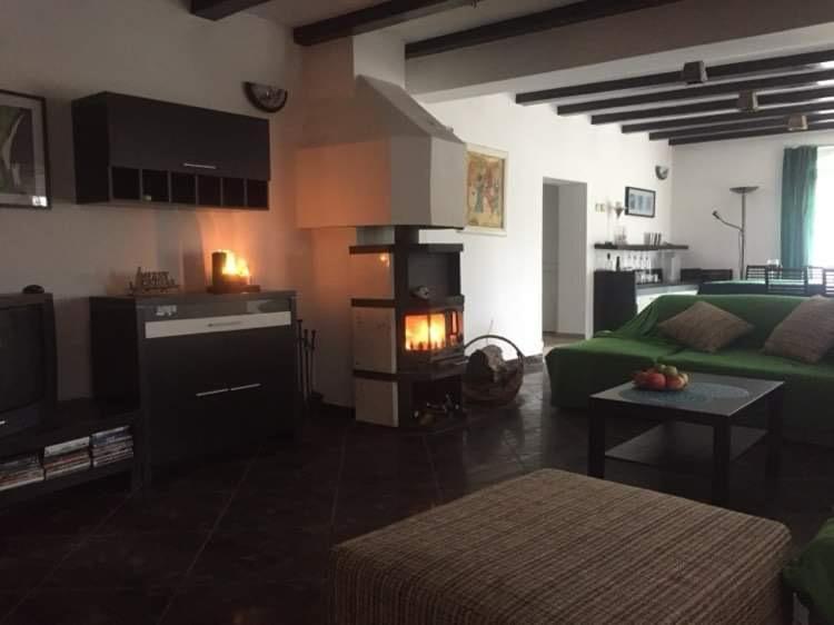 Casa Din Deal