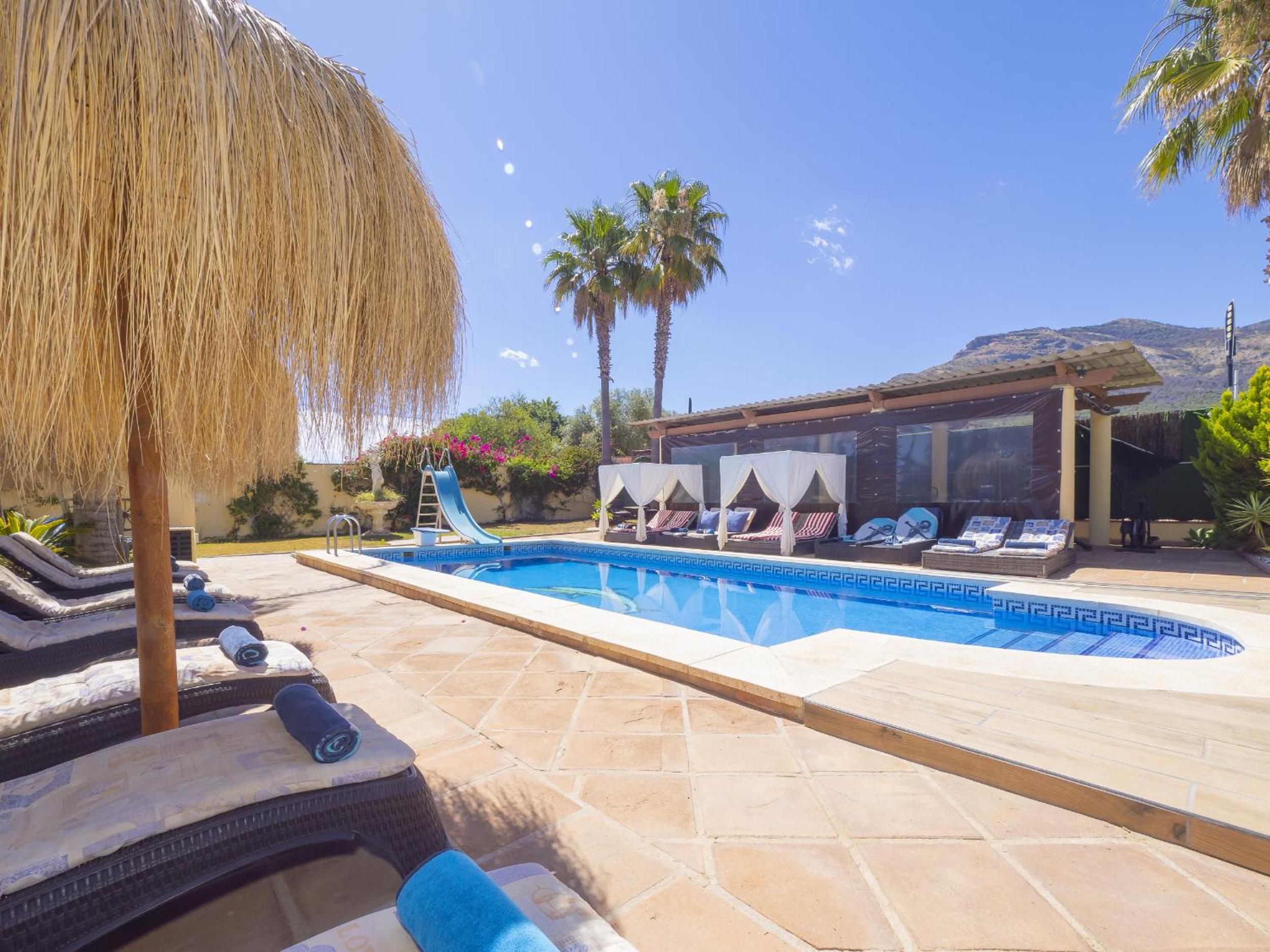 Cubo's Villa Las Palmeras Altas view 5