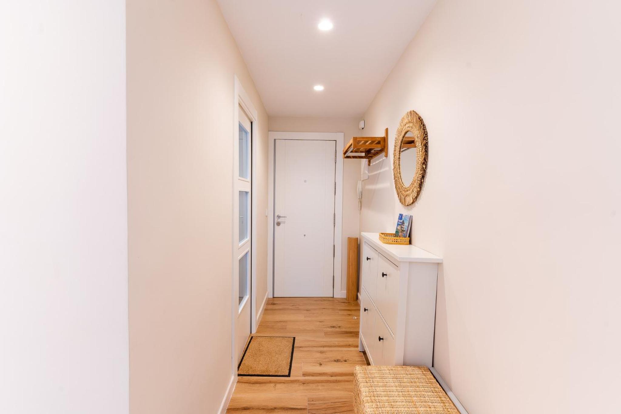 Barrio Gem Stylish 2Bedroom Oasis in Alicante
