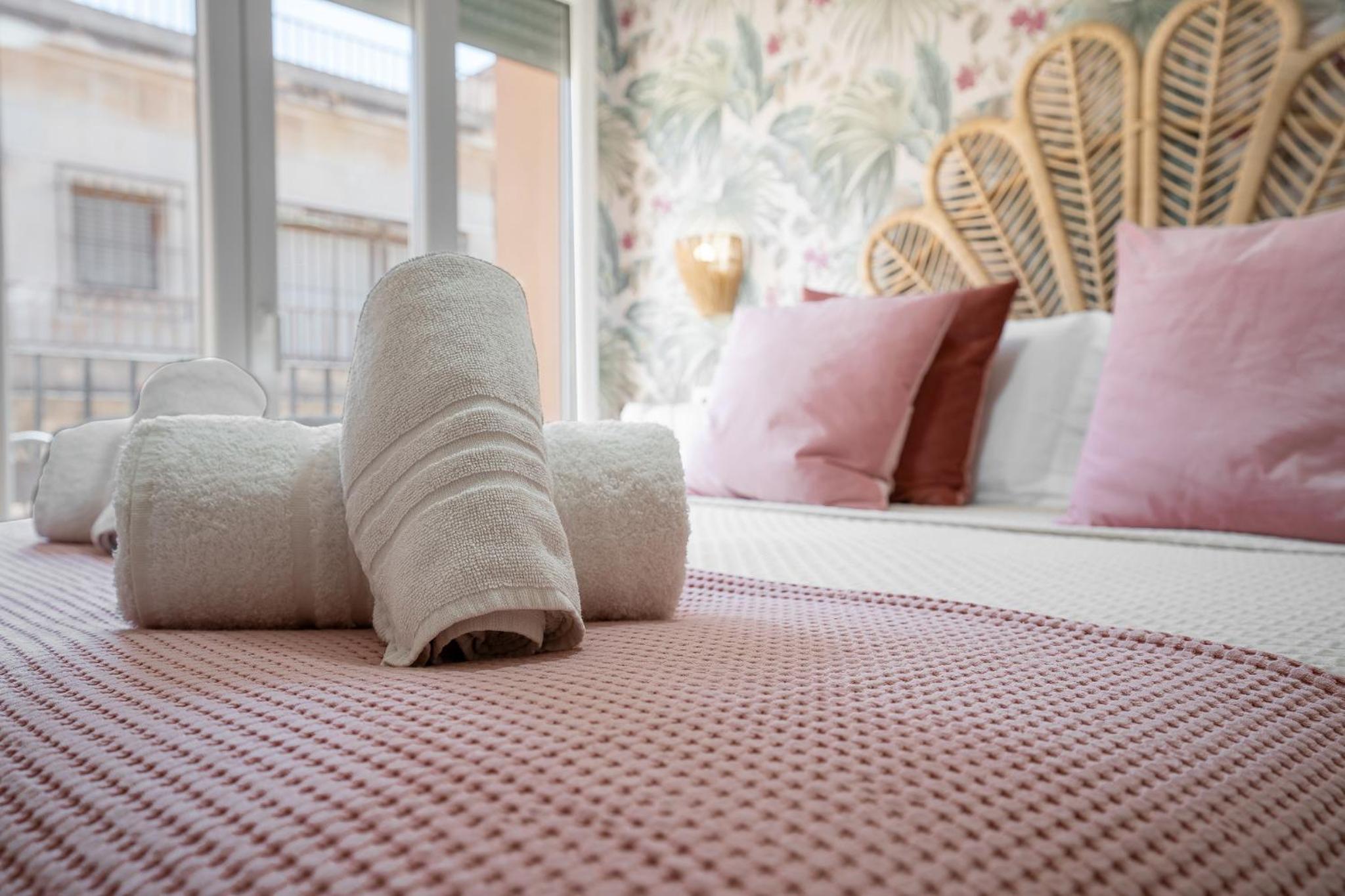 Barrio Gem Stylish 2Bedroom Oasis in Alicante