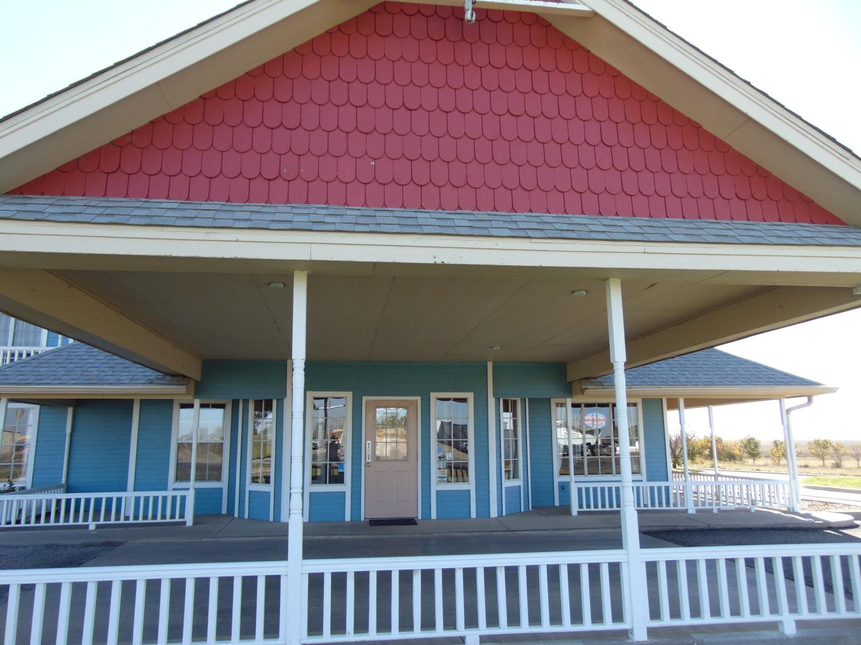 Heritage House Inn