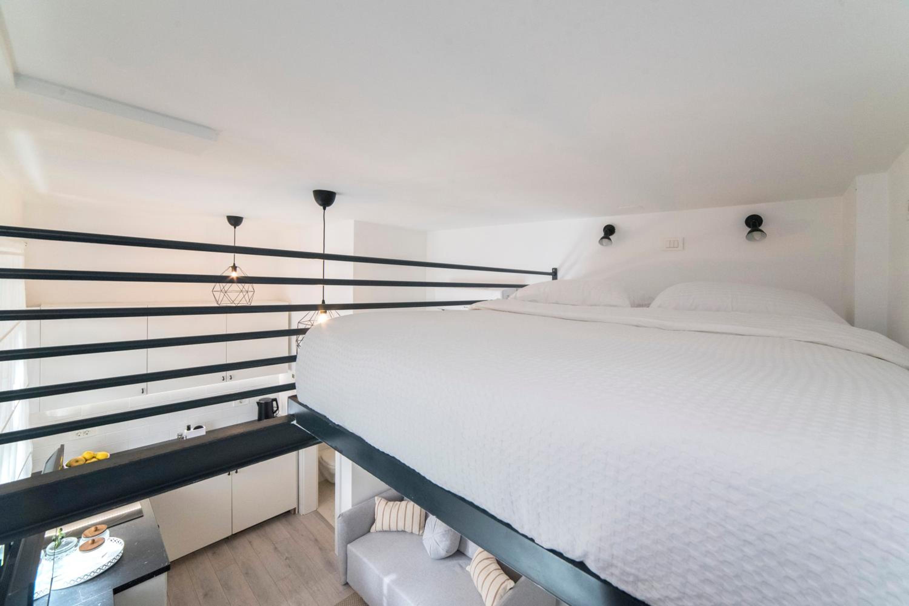 Mini P Zagreb - Cozy Studio with Free Parking view 3